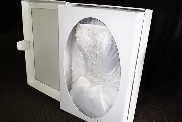 Organic Dry Cleaners & Laundry Pick up and Delivery thumbnail 7