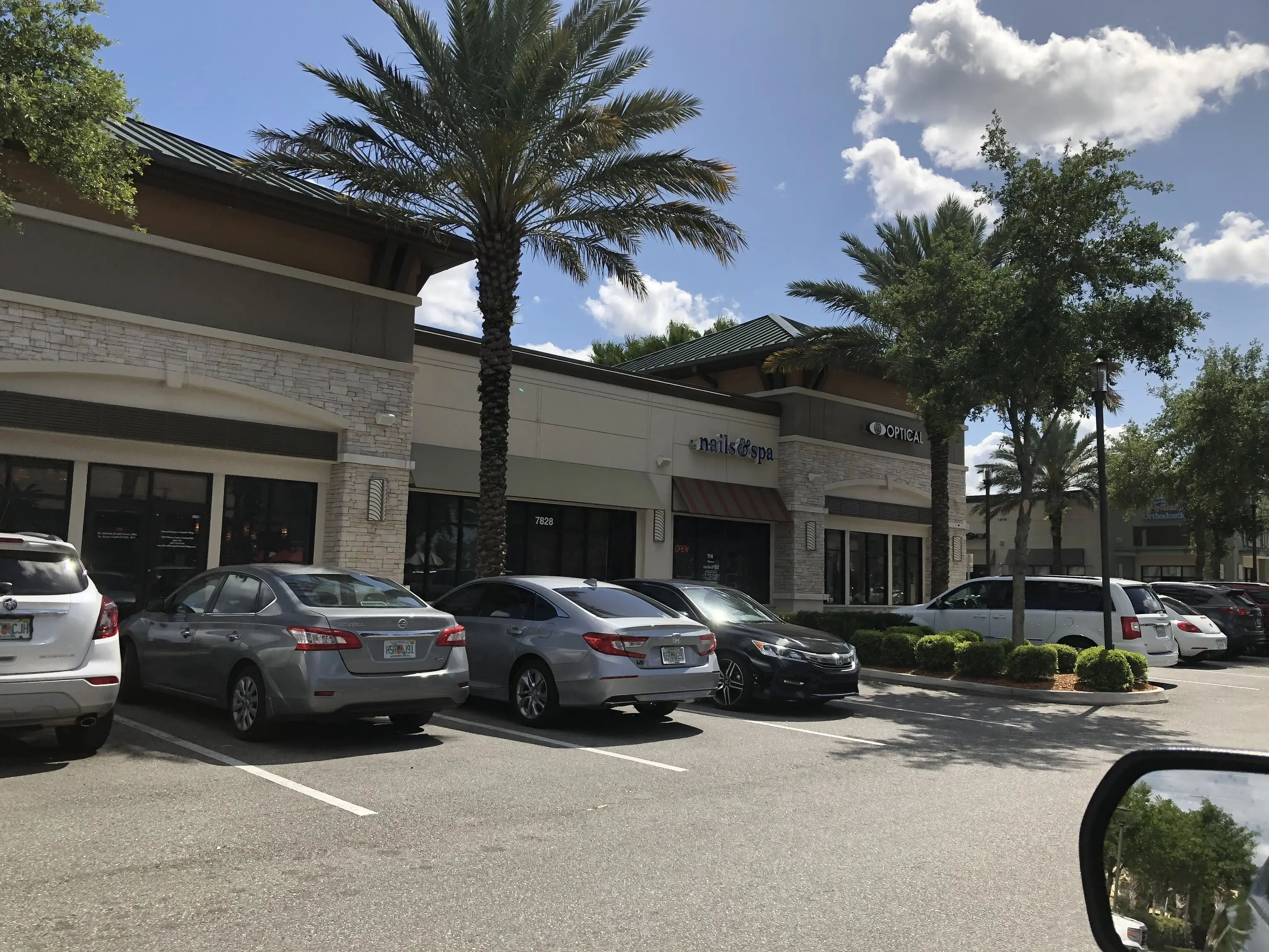 Orlando Cleaners 24/7 - Lakeside - Image 9