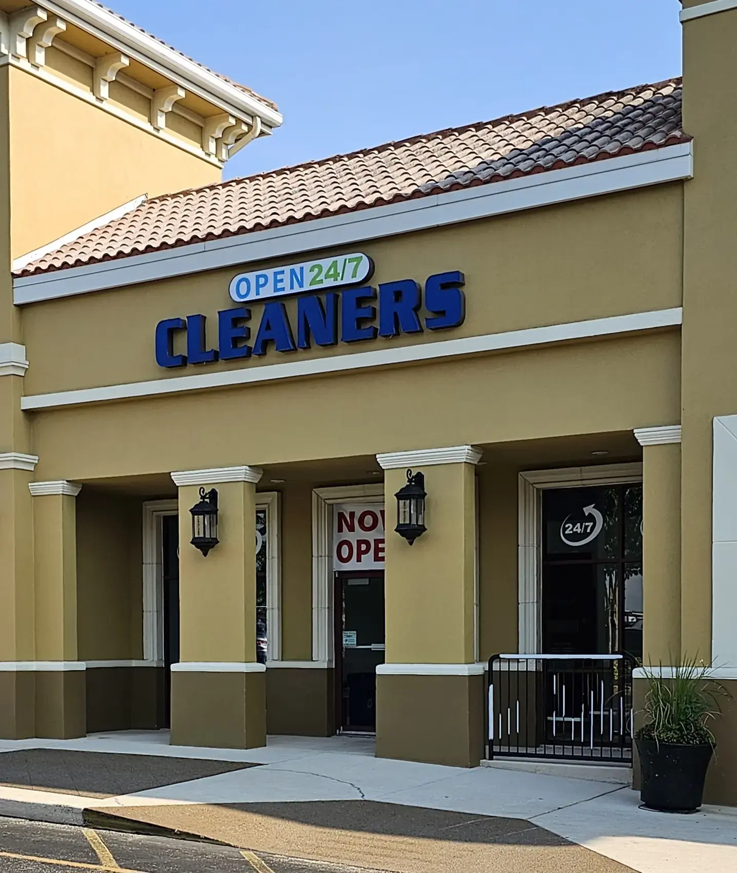 Orlando Cleaners 24/7 Heathrow thumbnail 2
