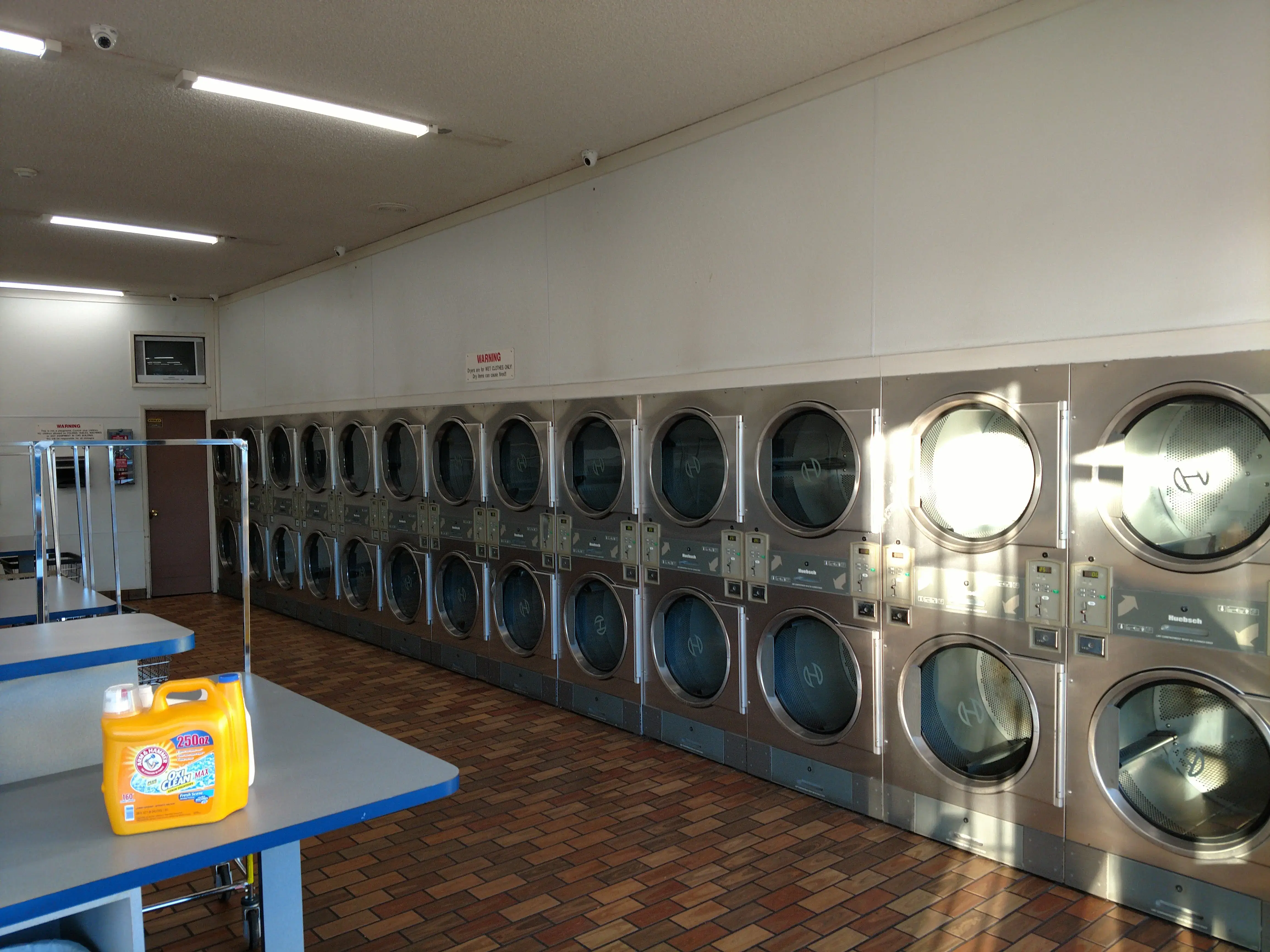 Osos Clean Laundry thumbnail 1