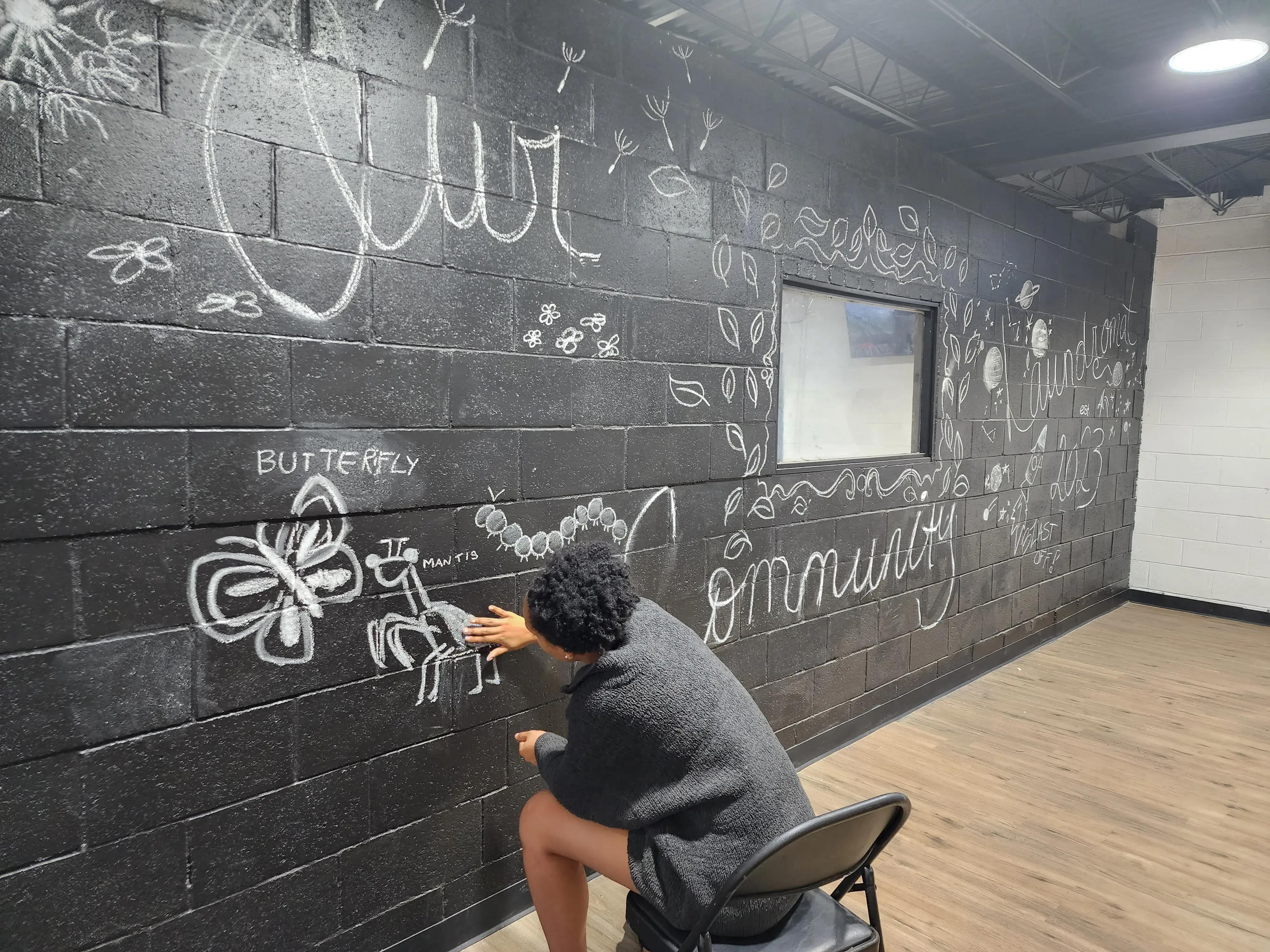 OUR COMMUNITY LAUNDROMAT - Image 3