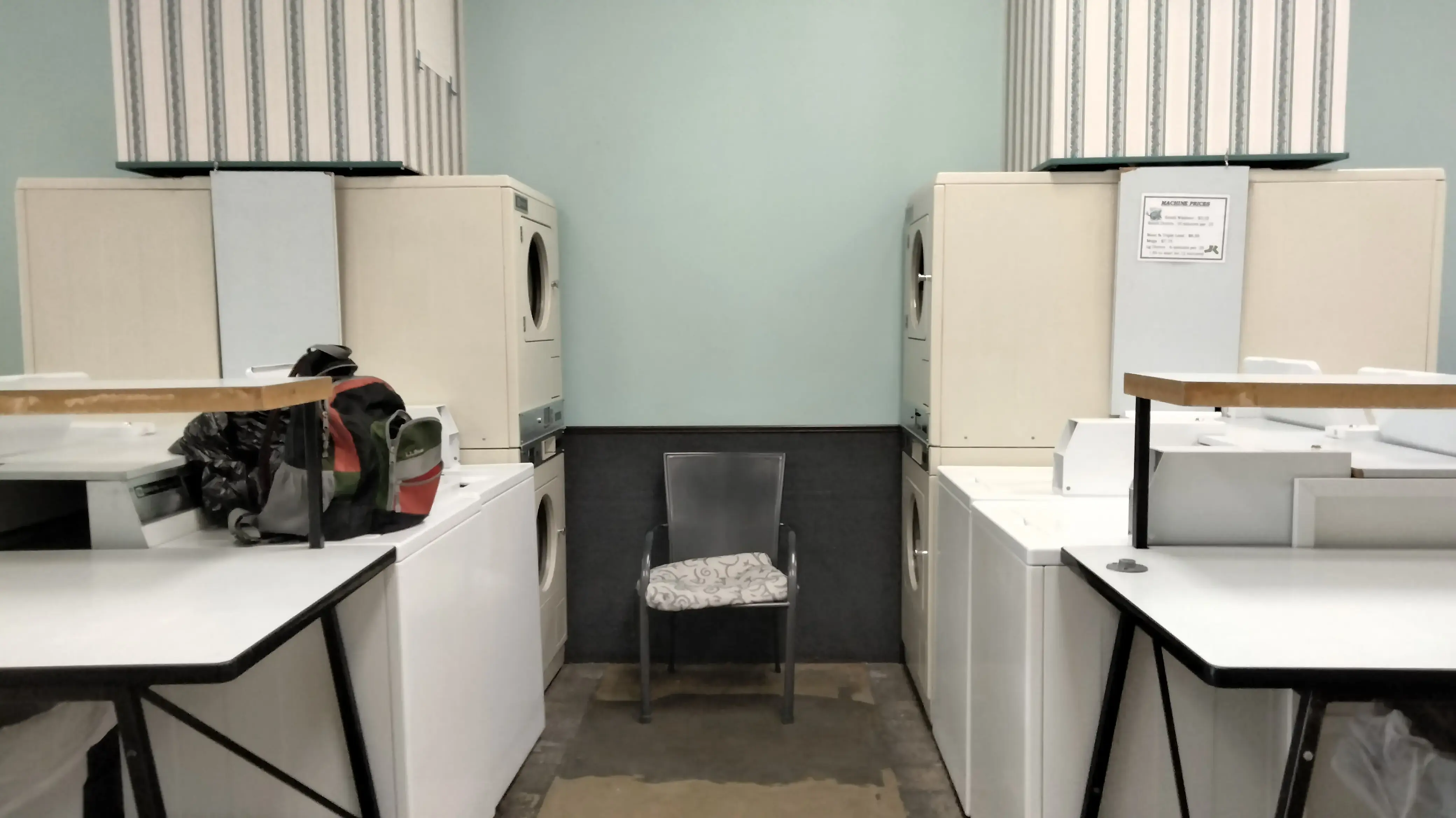 Overlake Laundromat thumbnail 19