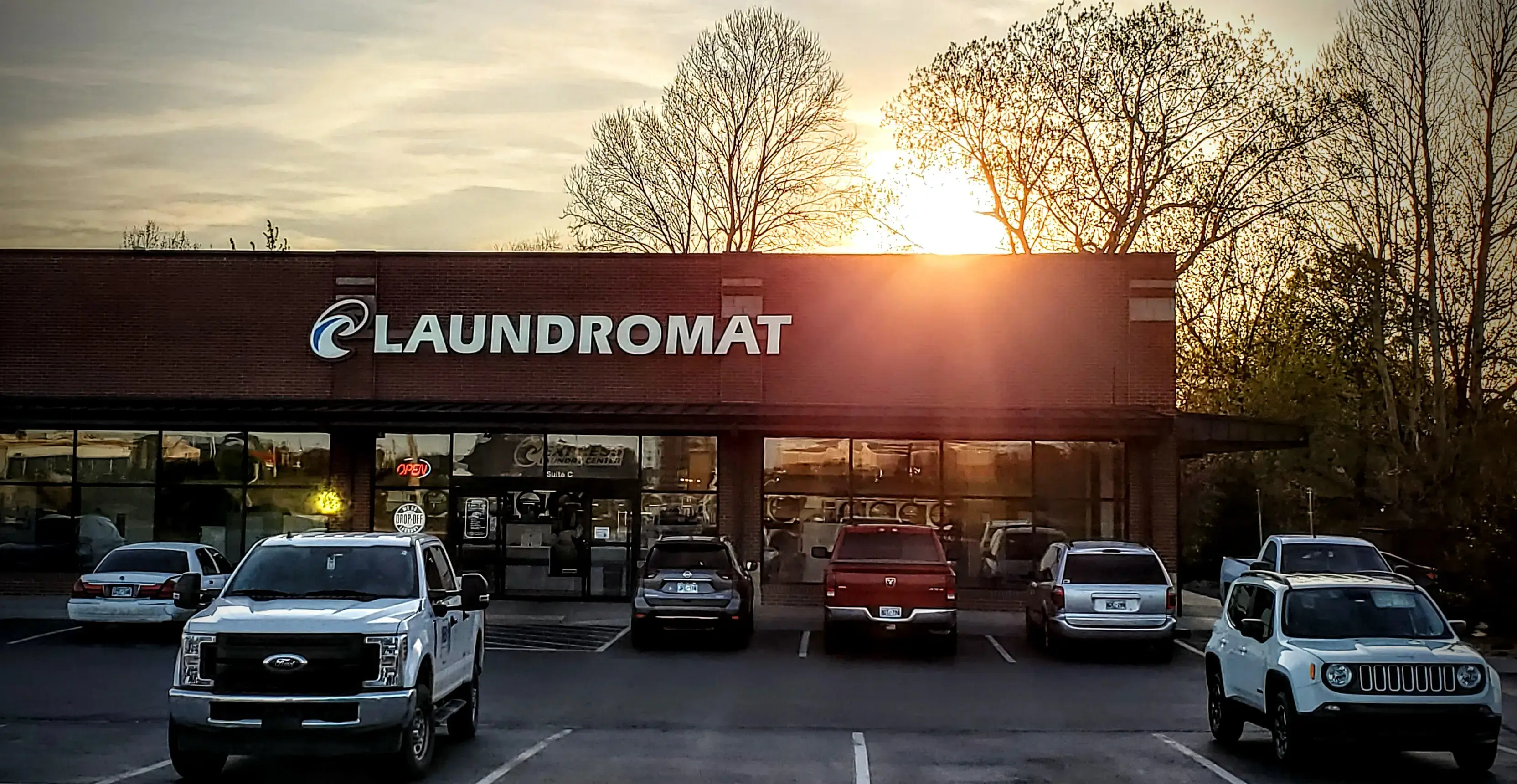 Owasso Express Laundry thumbnail 10
