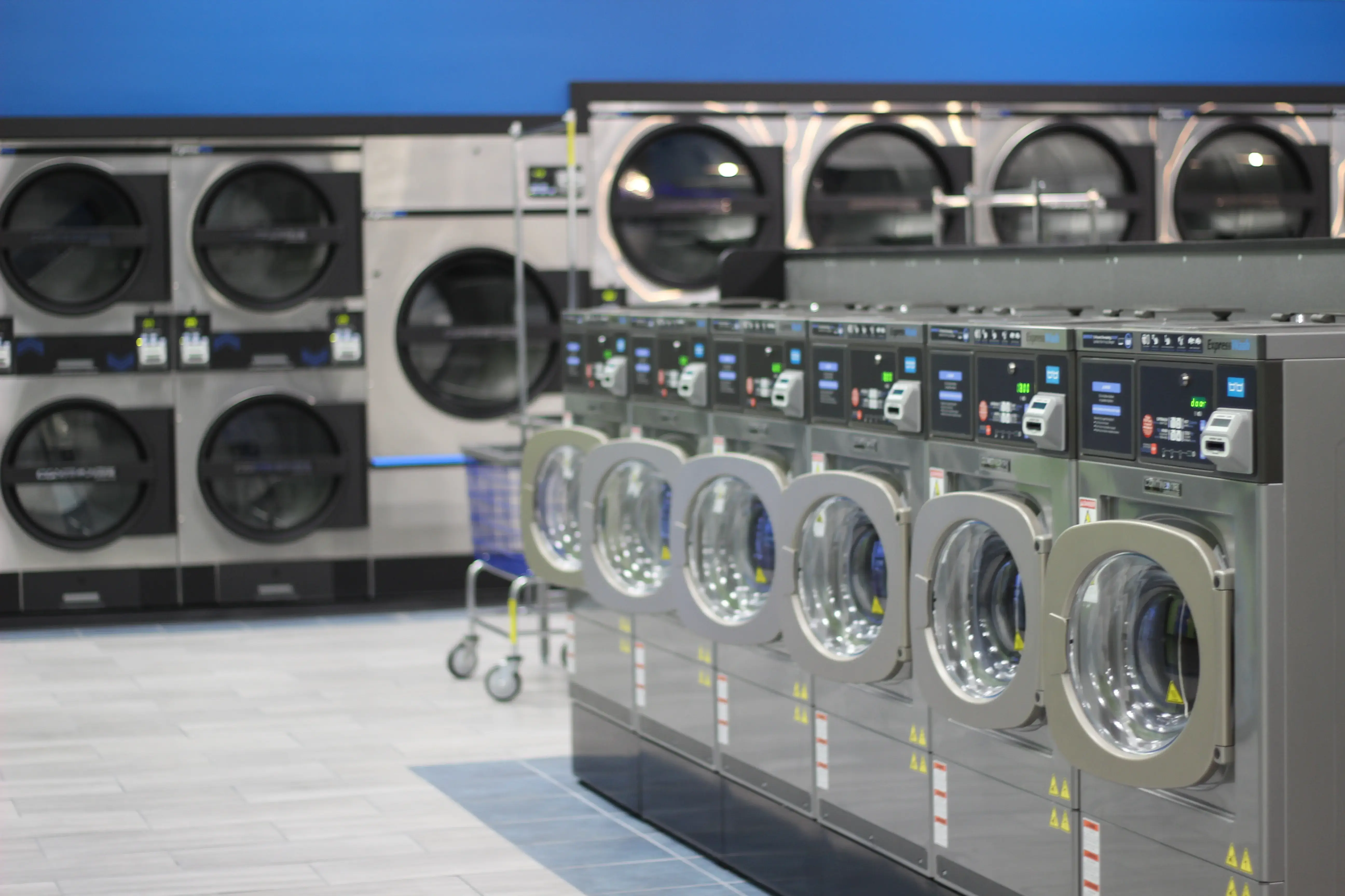 Owasso Express Laundry - Image 1