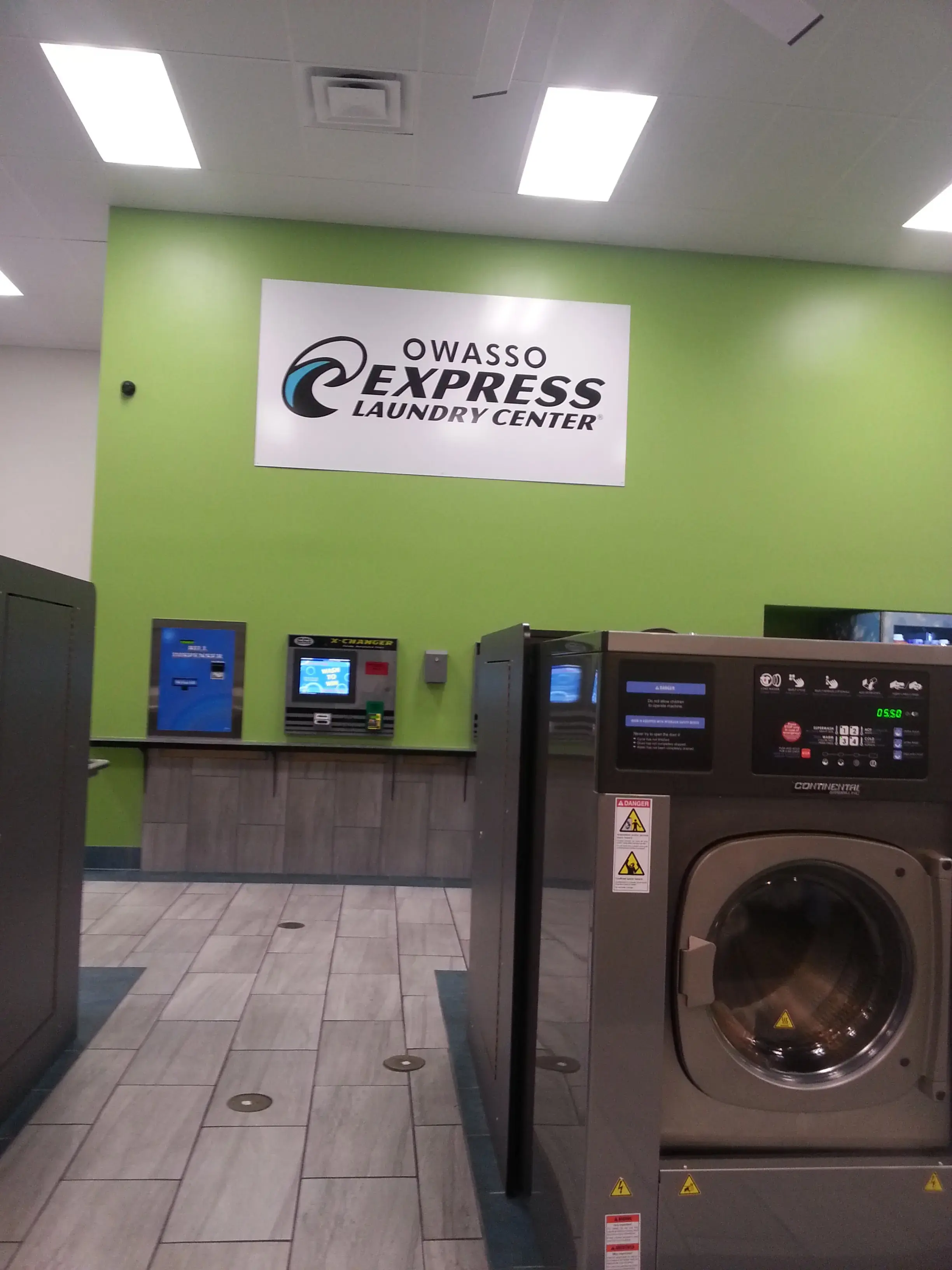 Owasso Express Laundry - Image 12