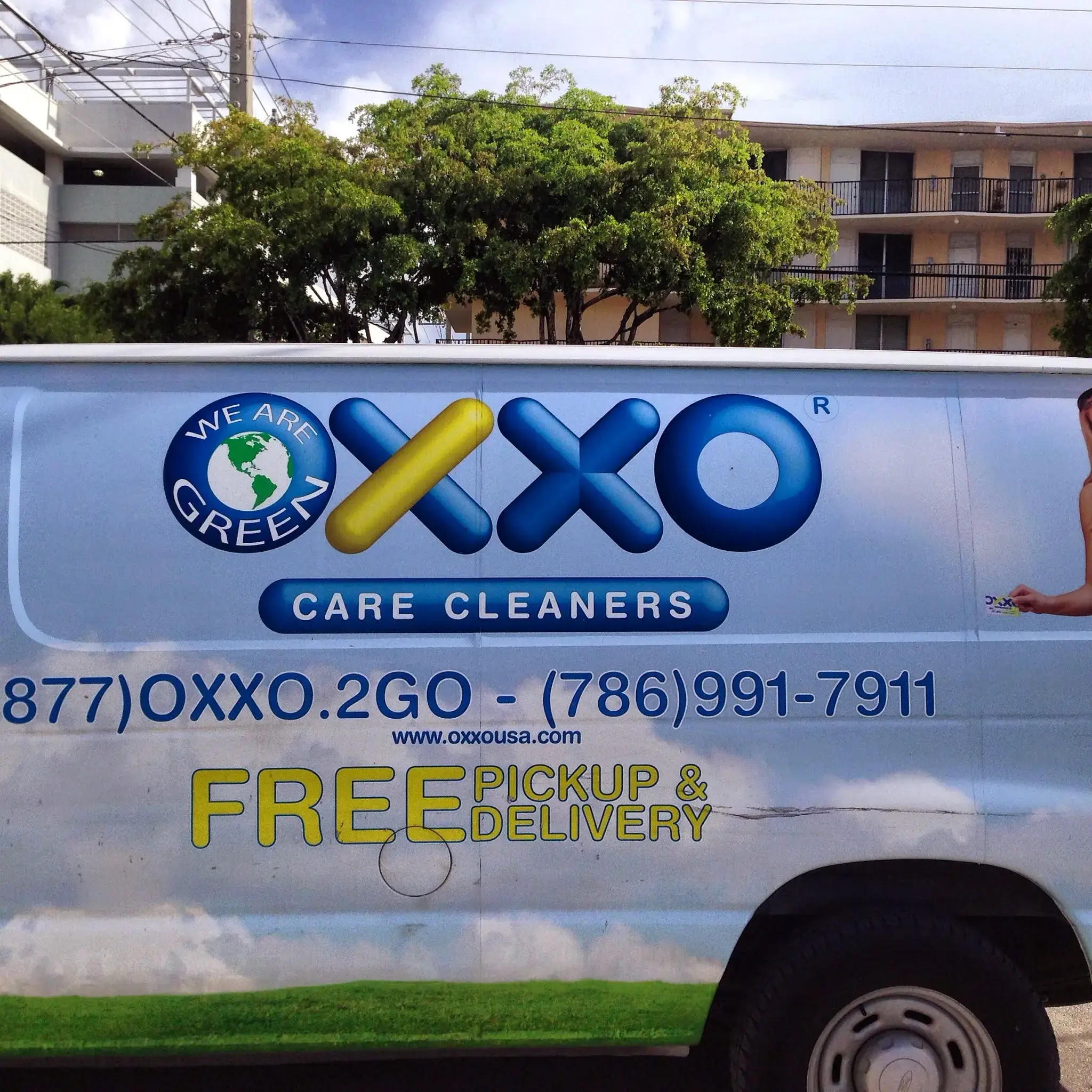 OXXO Care Cleaners - Alton Rd. thumbnail 3