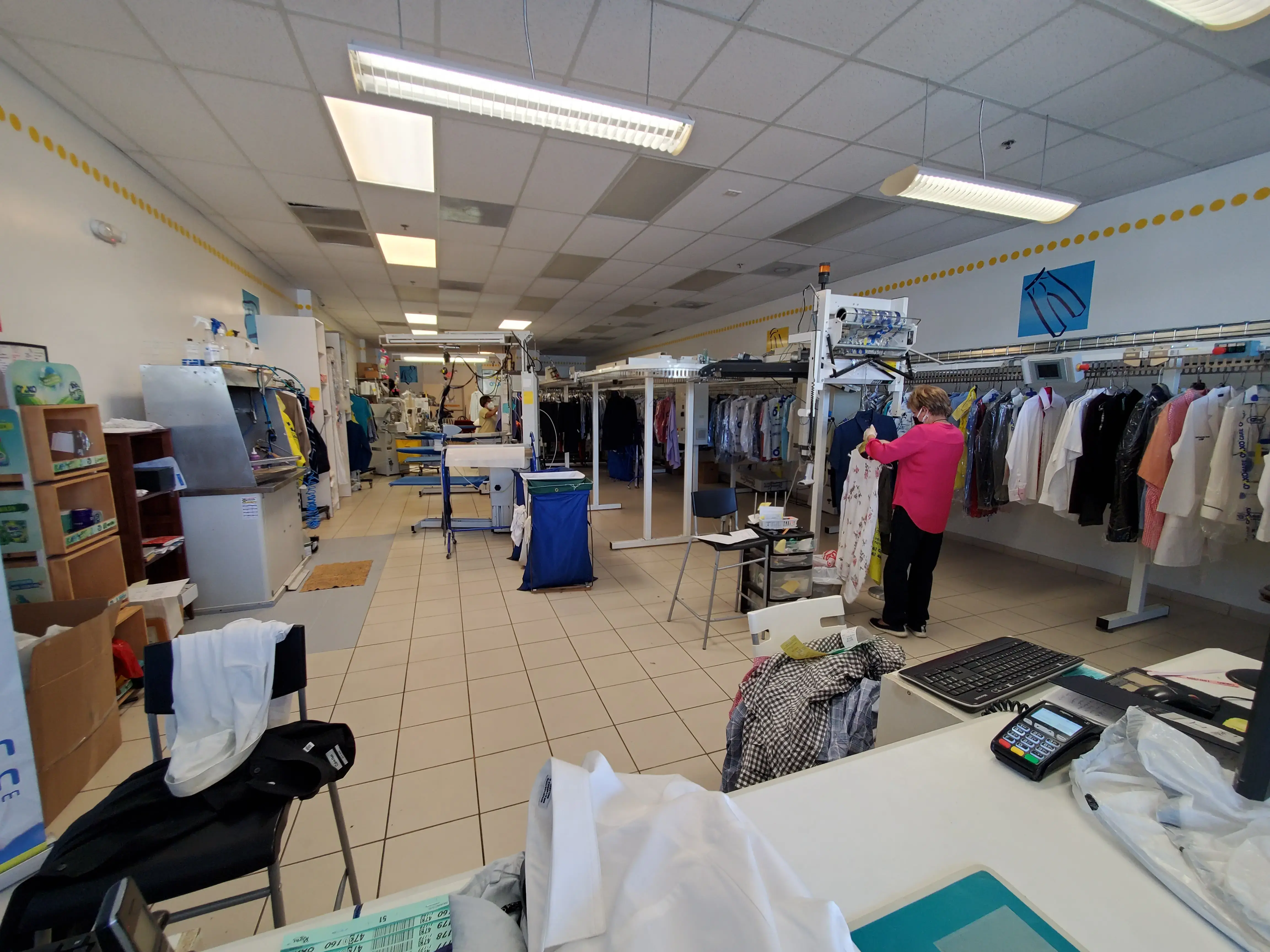Oxxo Care Cleaners Miami Lakes - Image 2