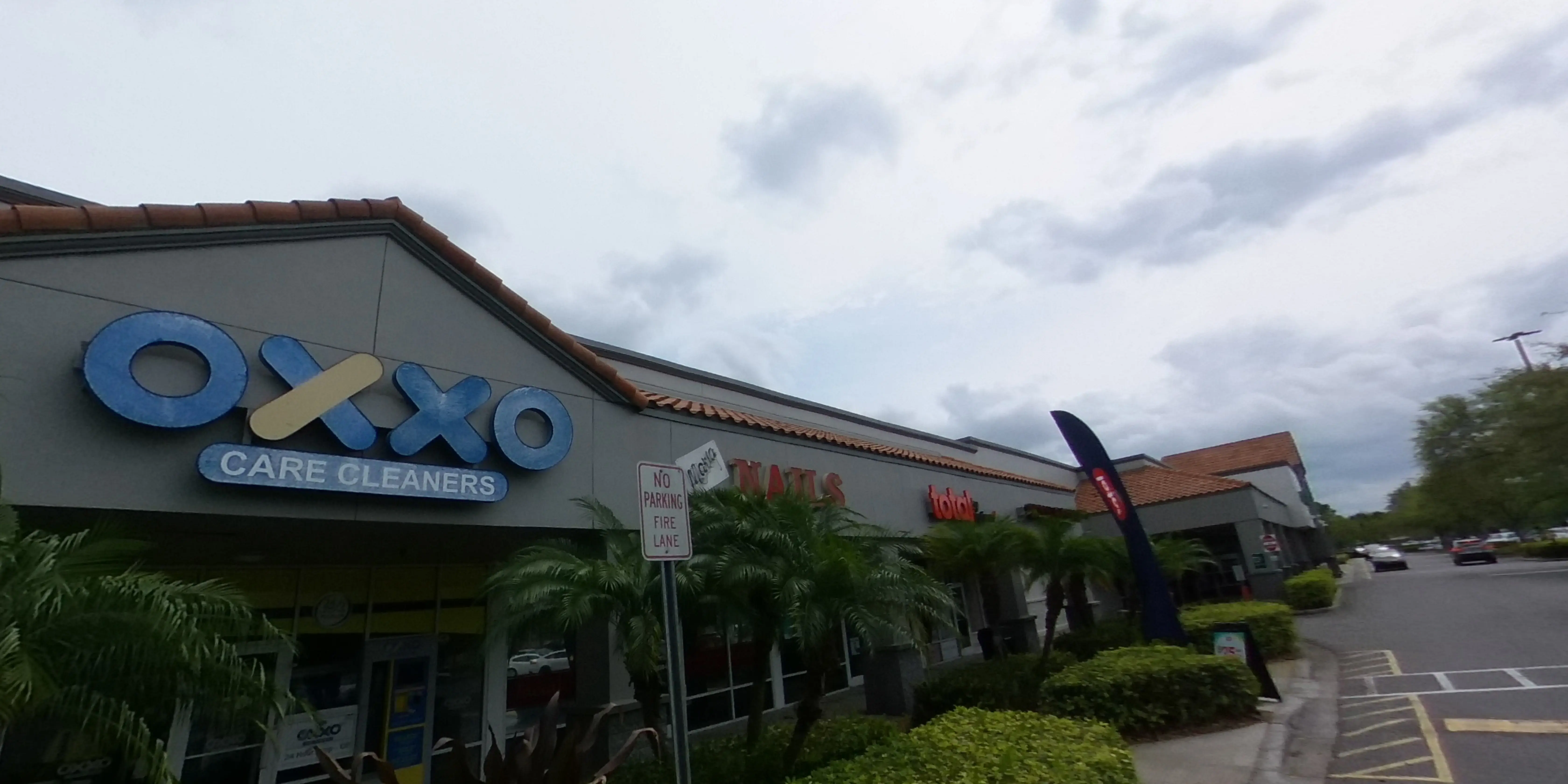 OXXO CARE CLEANERS Orlando - Image 17