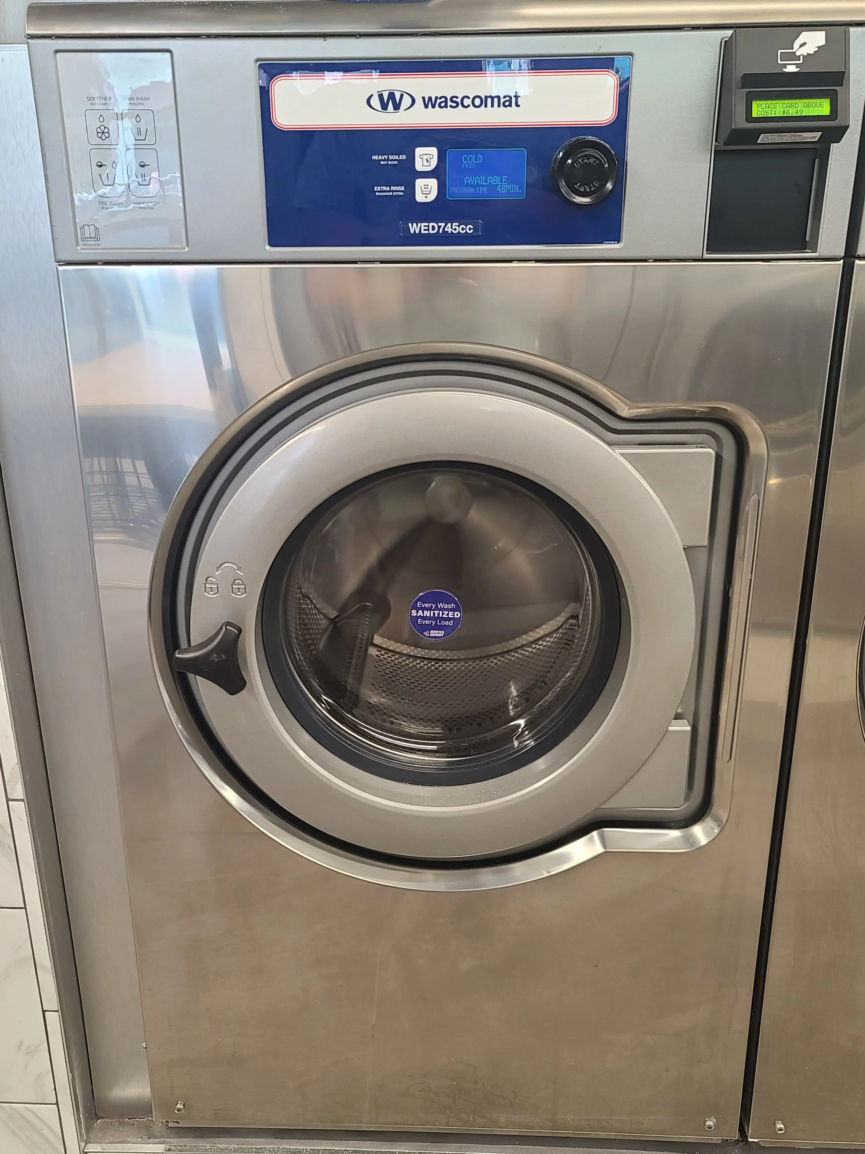 Ozone Wash & Fold Laundromat - Image 14