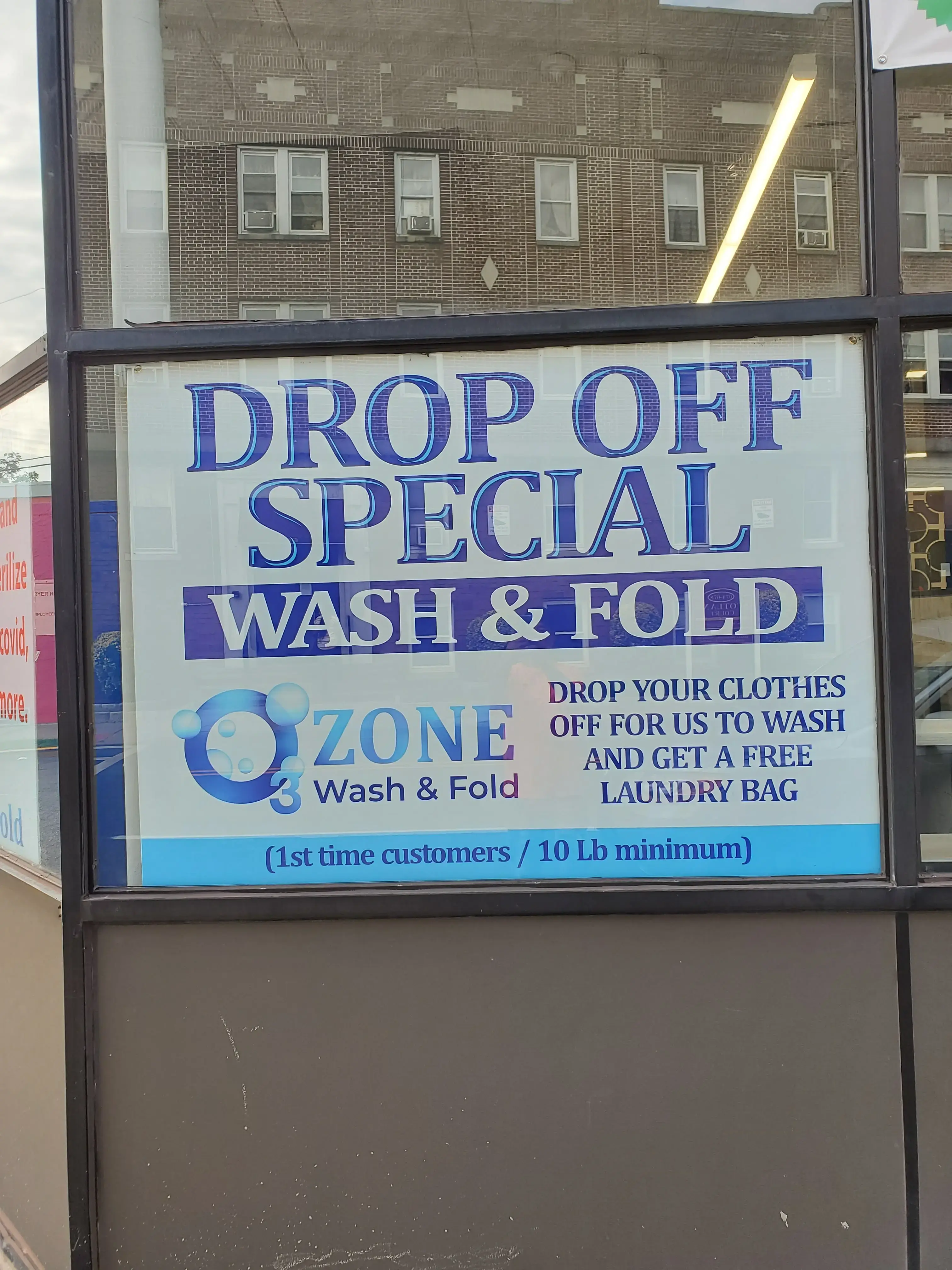 Ozone Wash & Fold Laundromat thumbnail 19
