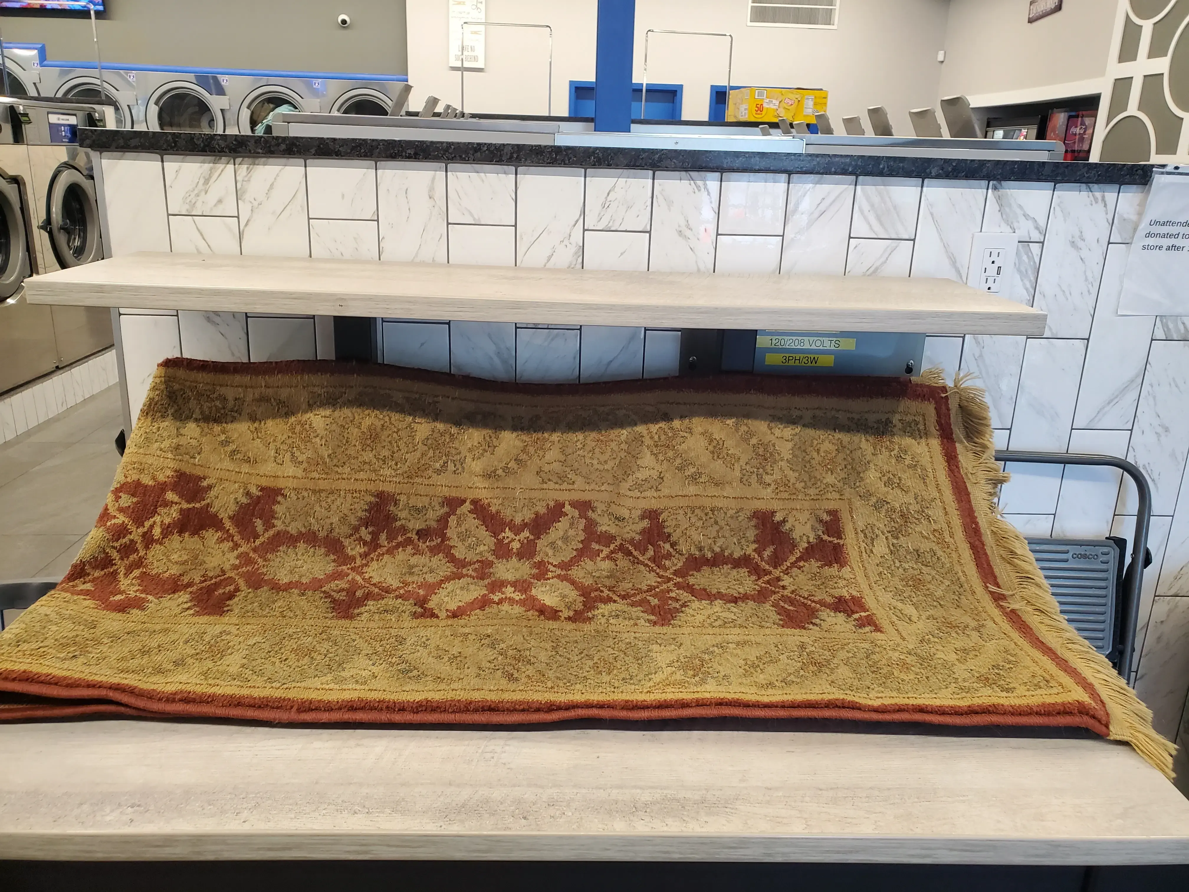 Ozone Wash & Fold Laundromat - Image 6