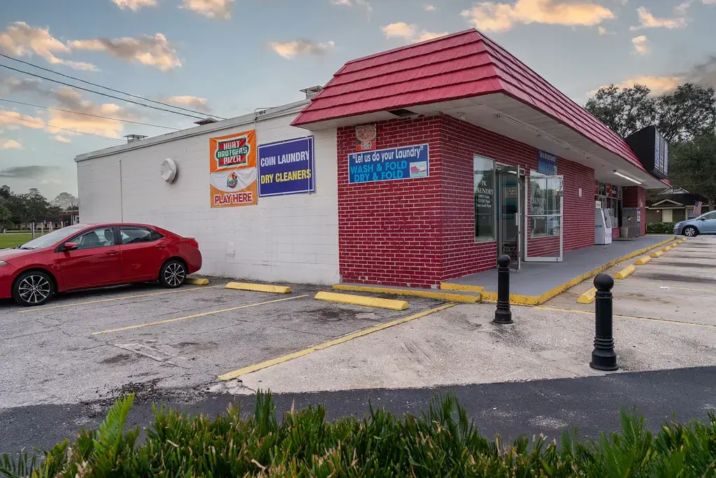 P K Laundry - Image 2