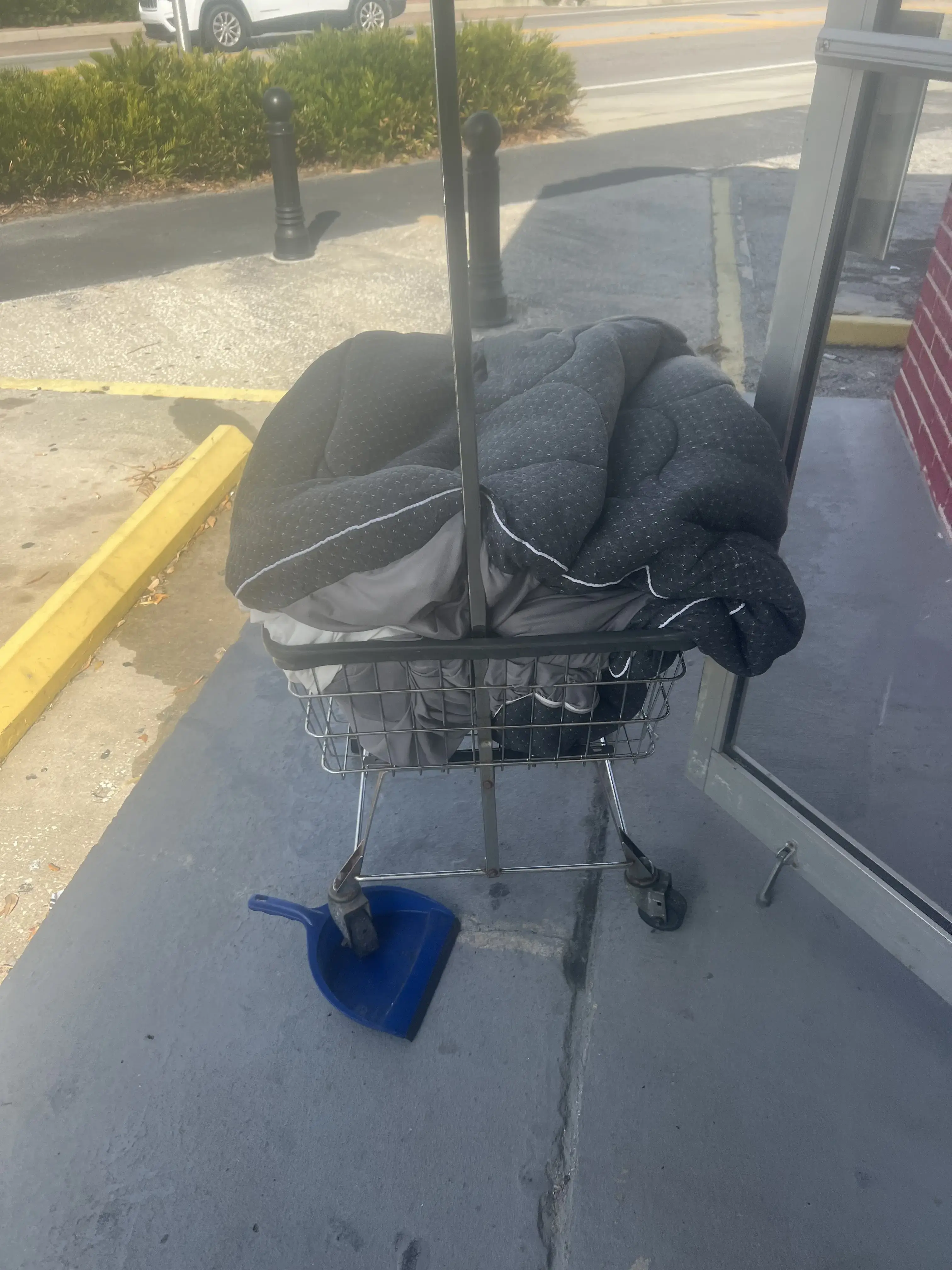 P K Laundry thumbnail 8