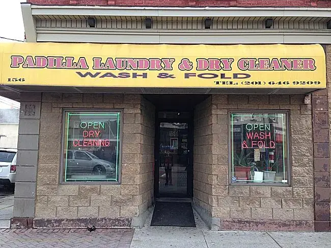 Padilla Laundromat thumbnail 2