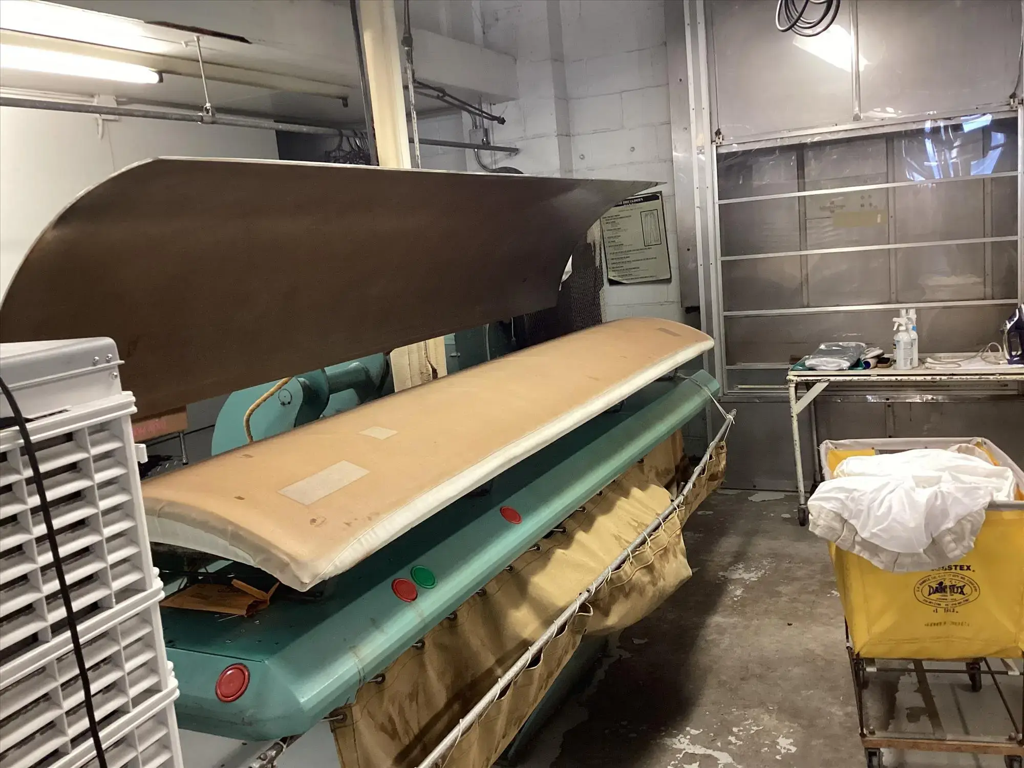 Paducah Cleaners & 24/7 Laundromat - Image 5