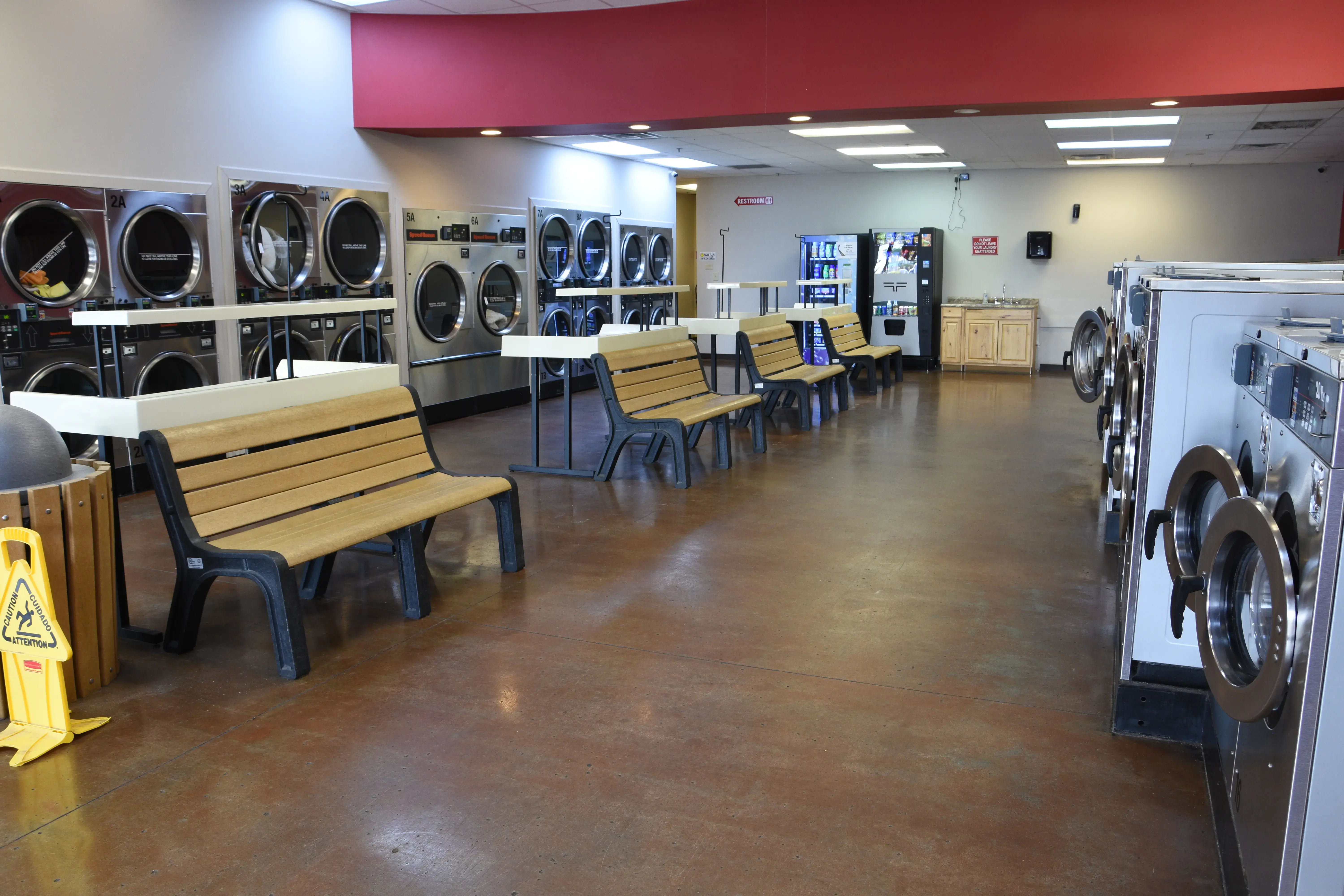 Paducah Cleaners & 24/7 Laundromat location