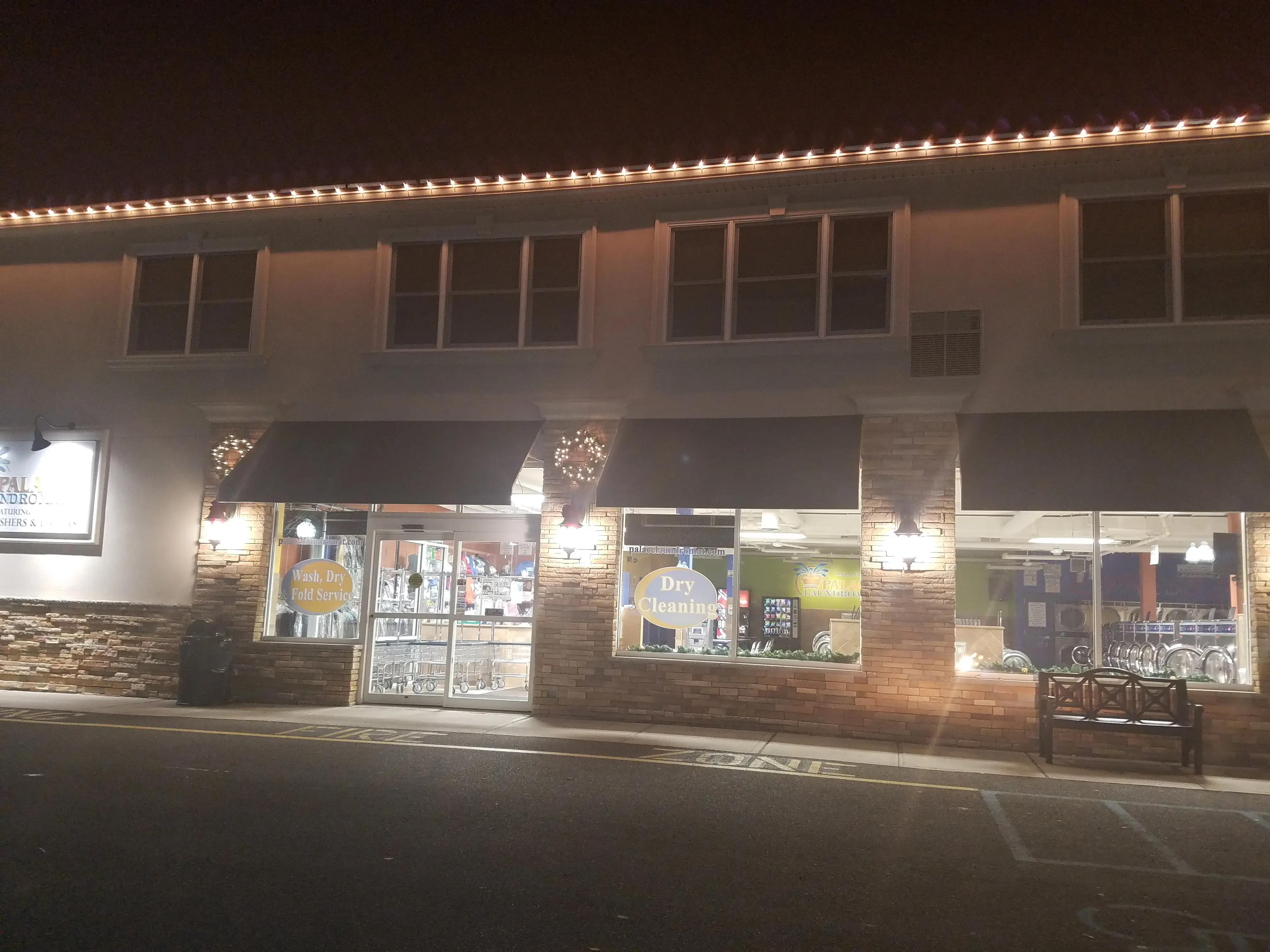 Palace Laundromat thumbnail 14