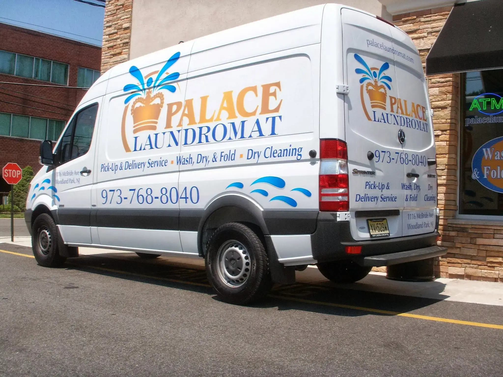 Palace Laundromat - Image 9