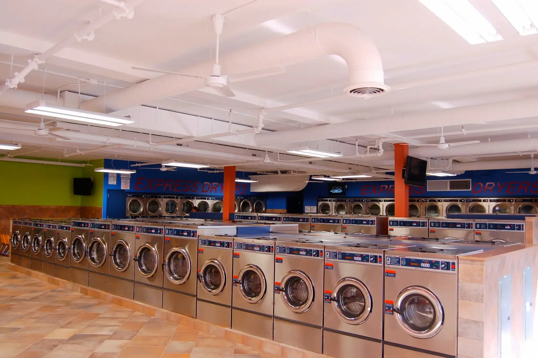 Palace Laundromat location