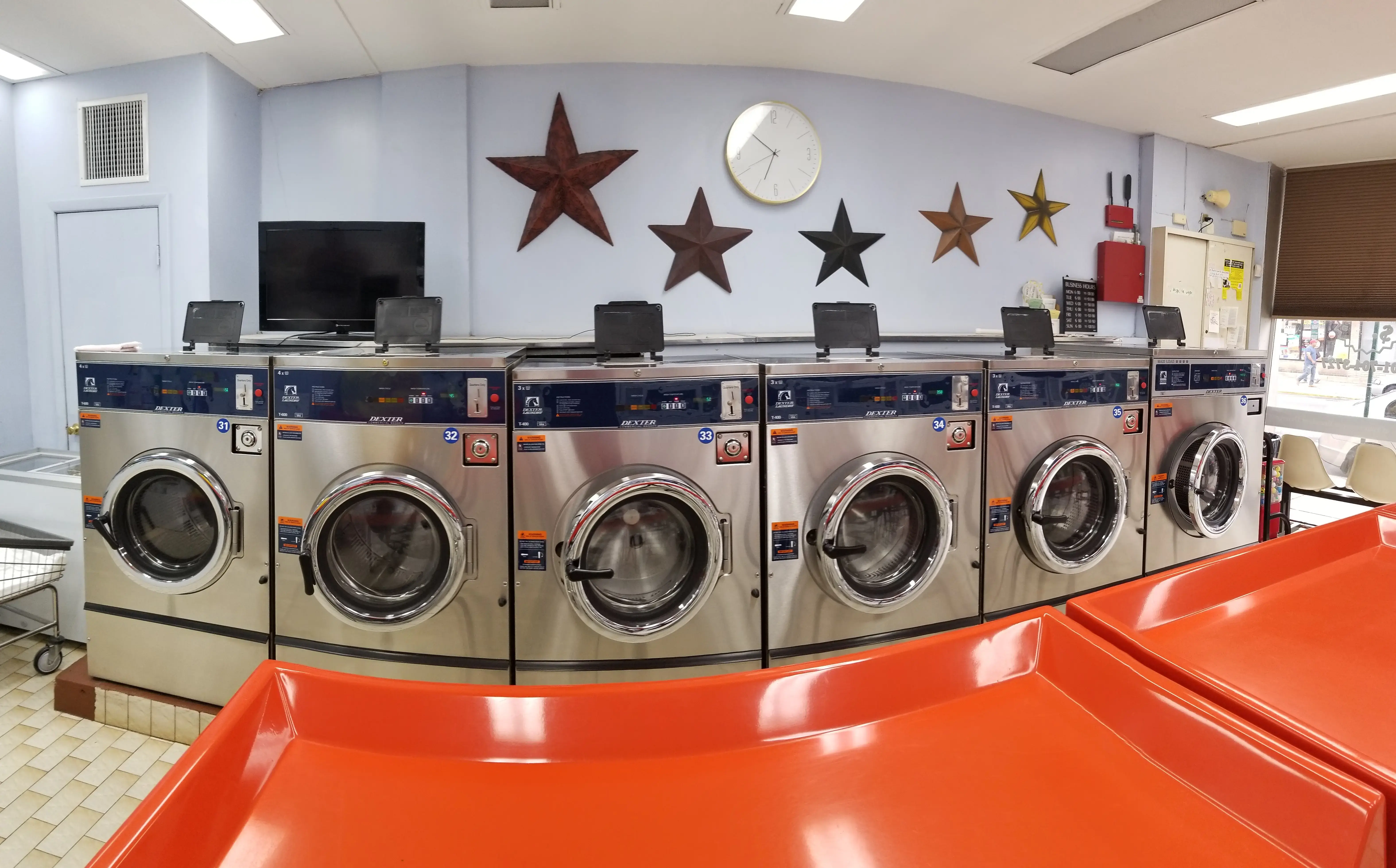 Palisade Laundromat - Image 11