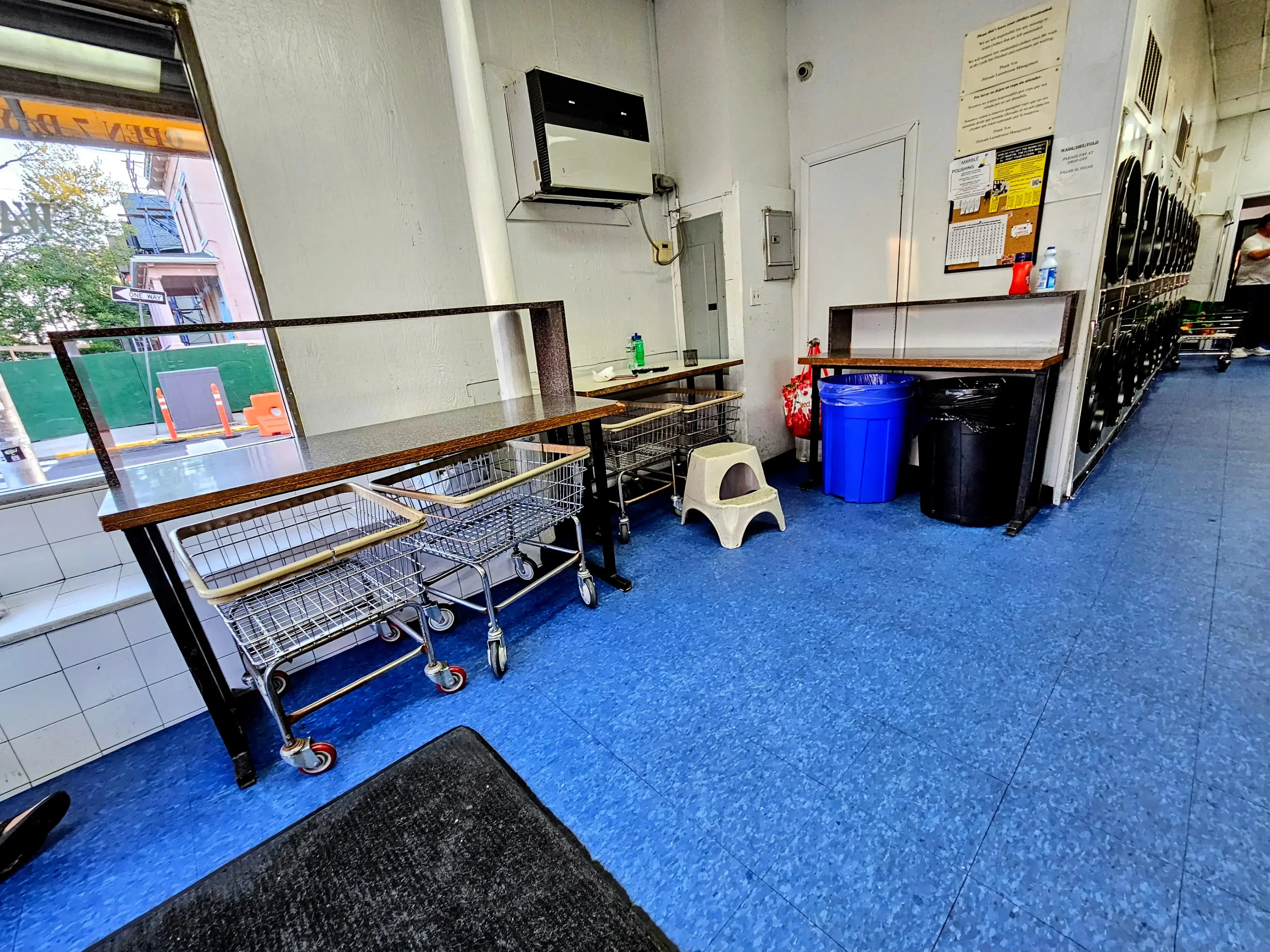 Palisade Laundromat thumbnail 1