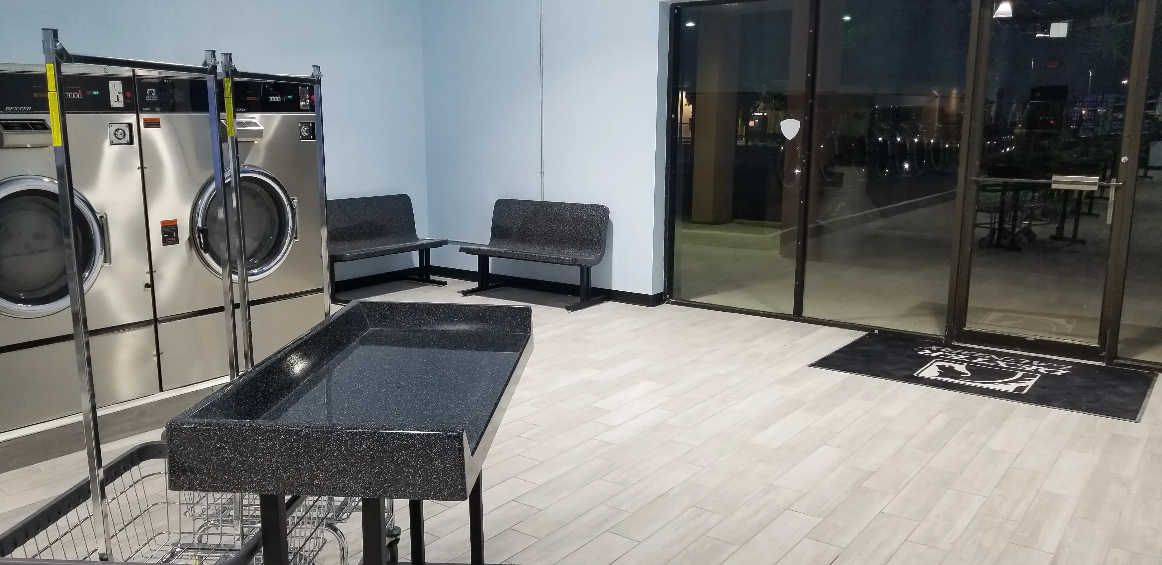 Palm Bay Express Laundry - Image 6