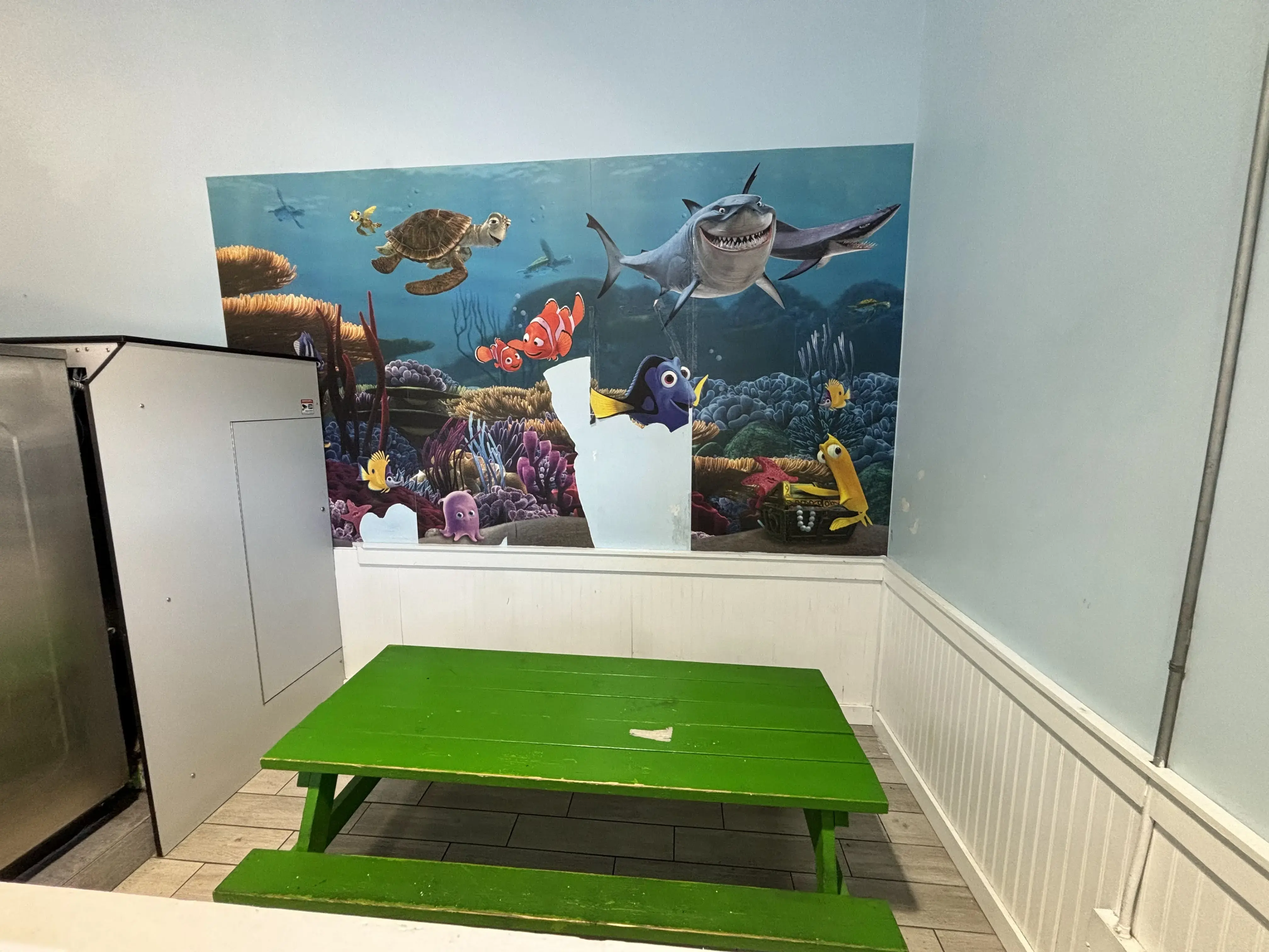 Palm Bay Express Laundry - Image 12