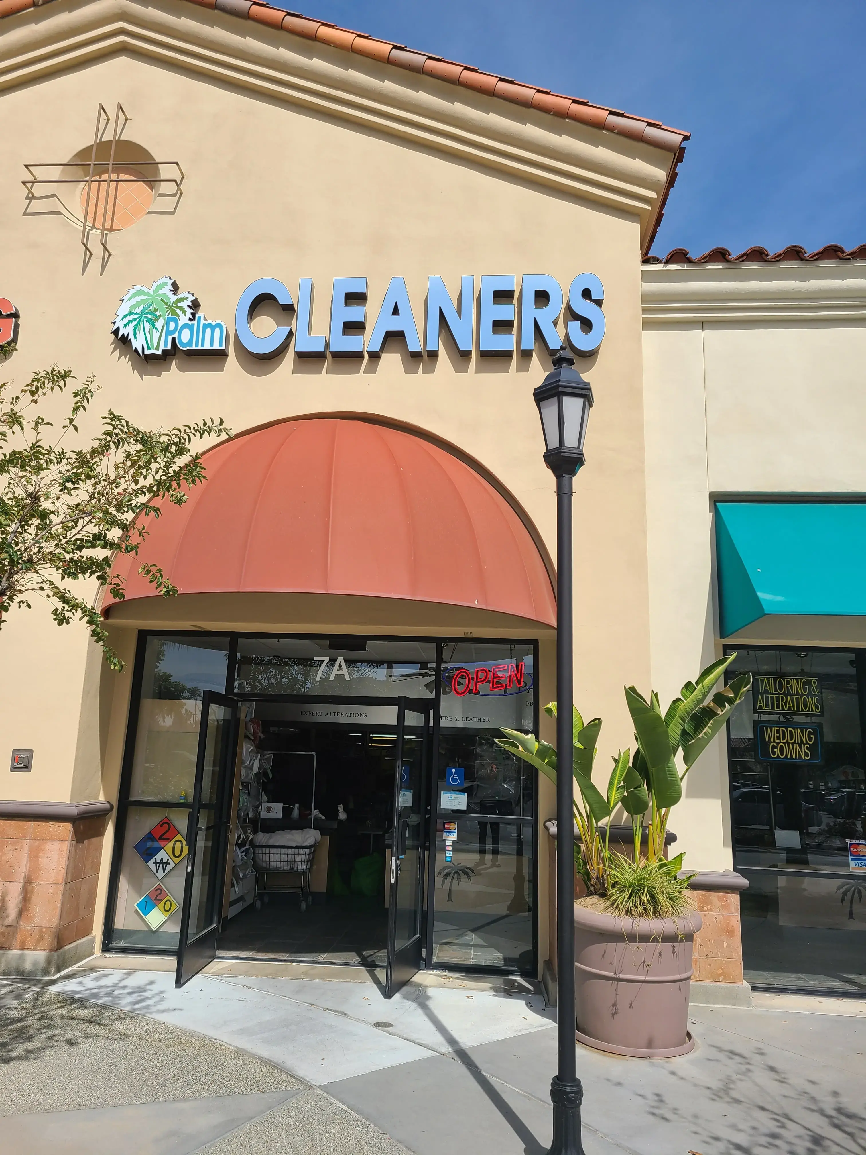 Palm Cleaners thumbnail 5