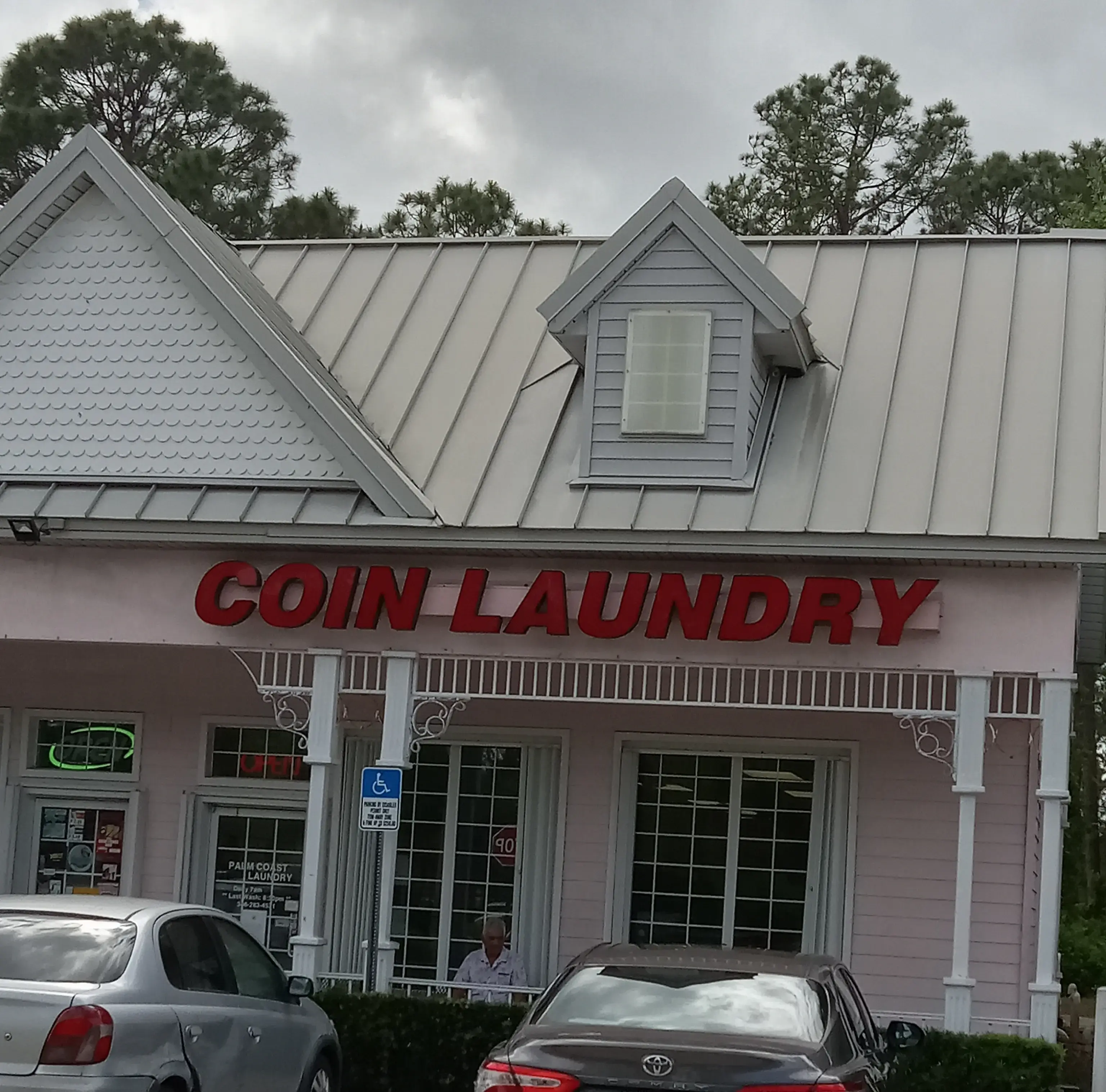 Palm Coast Laundromat thumbnail 12