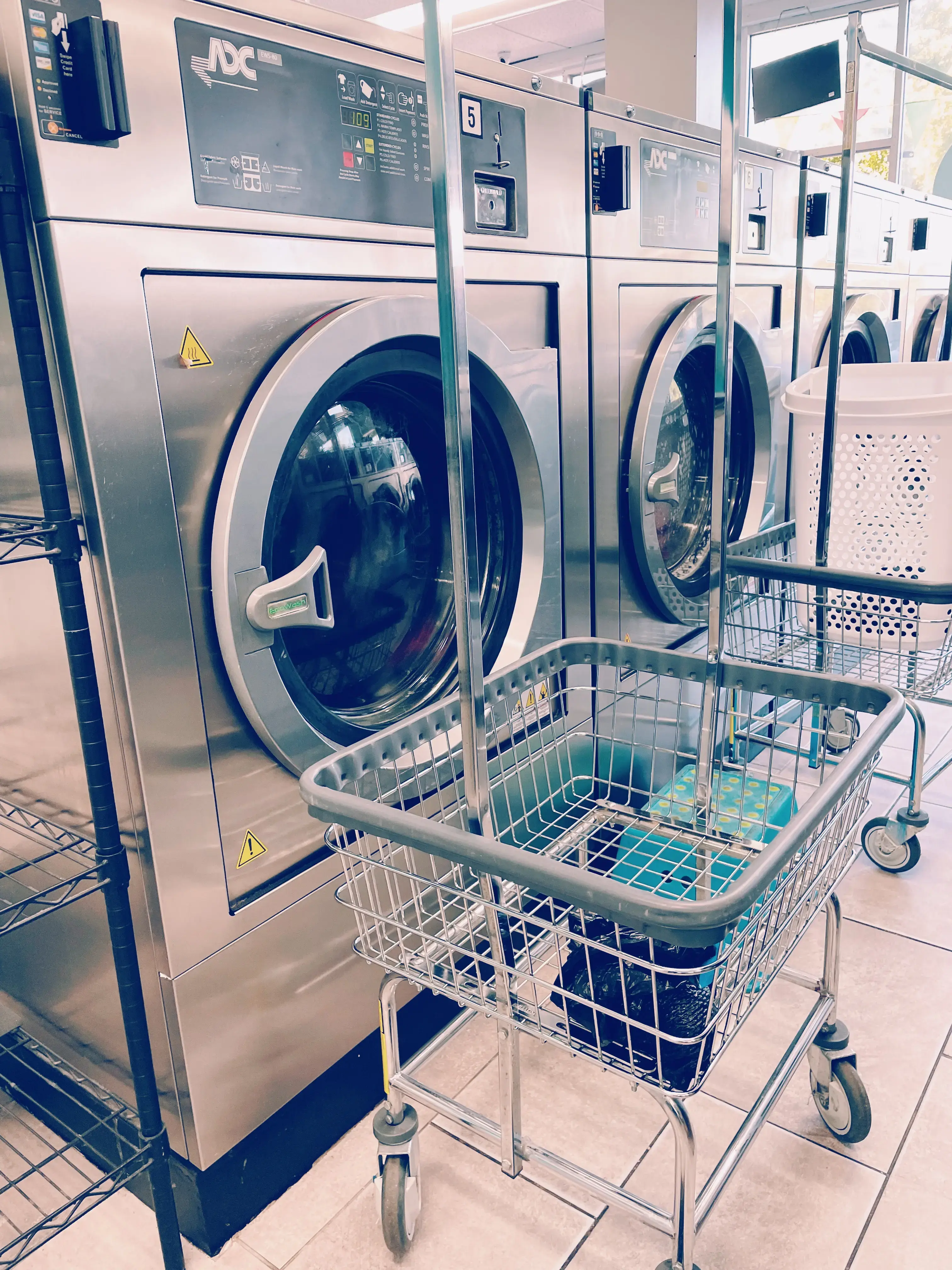 Palm Laundry - Hallandale Beach - Image 8