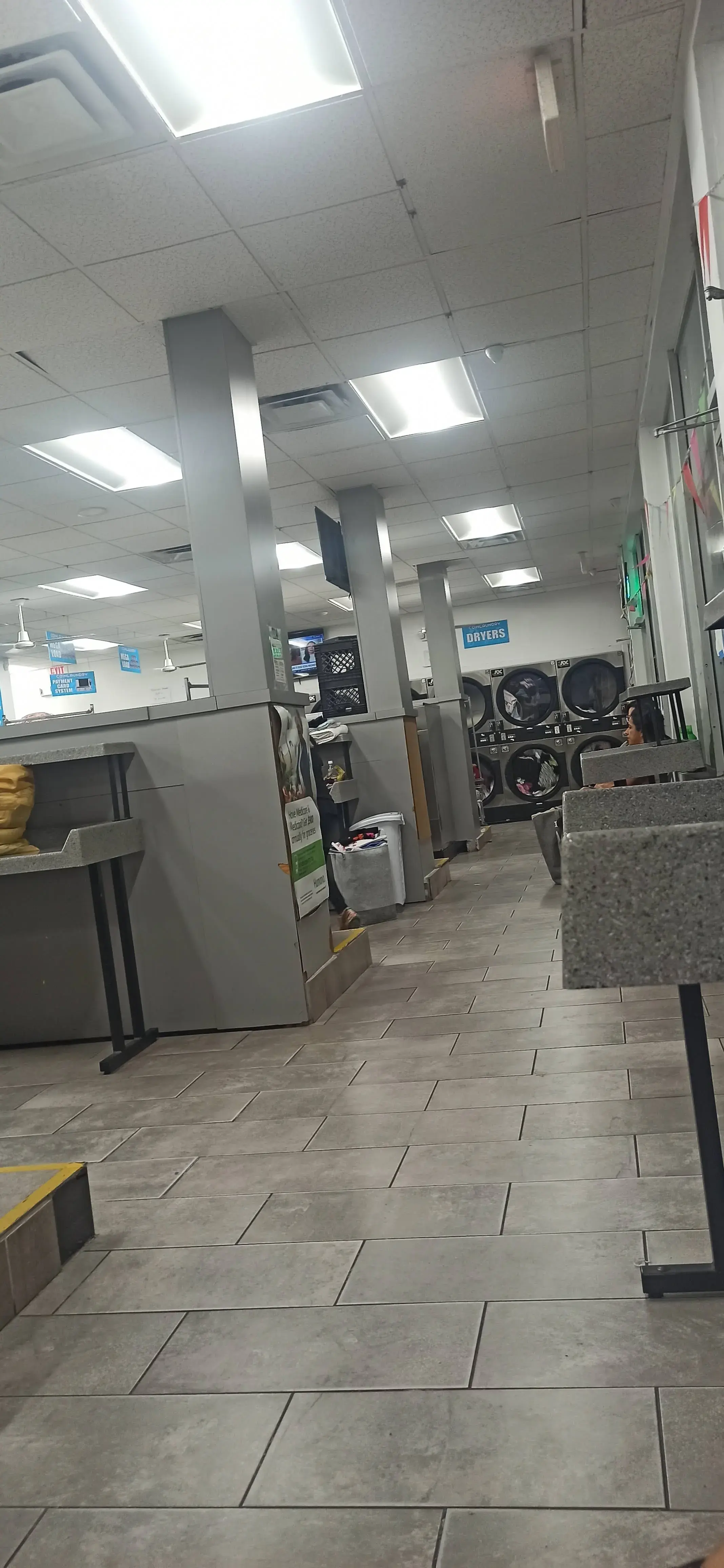 Palm Laundry - Hallandale Beach - Image 12