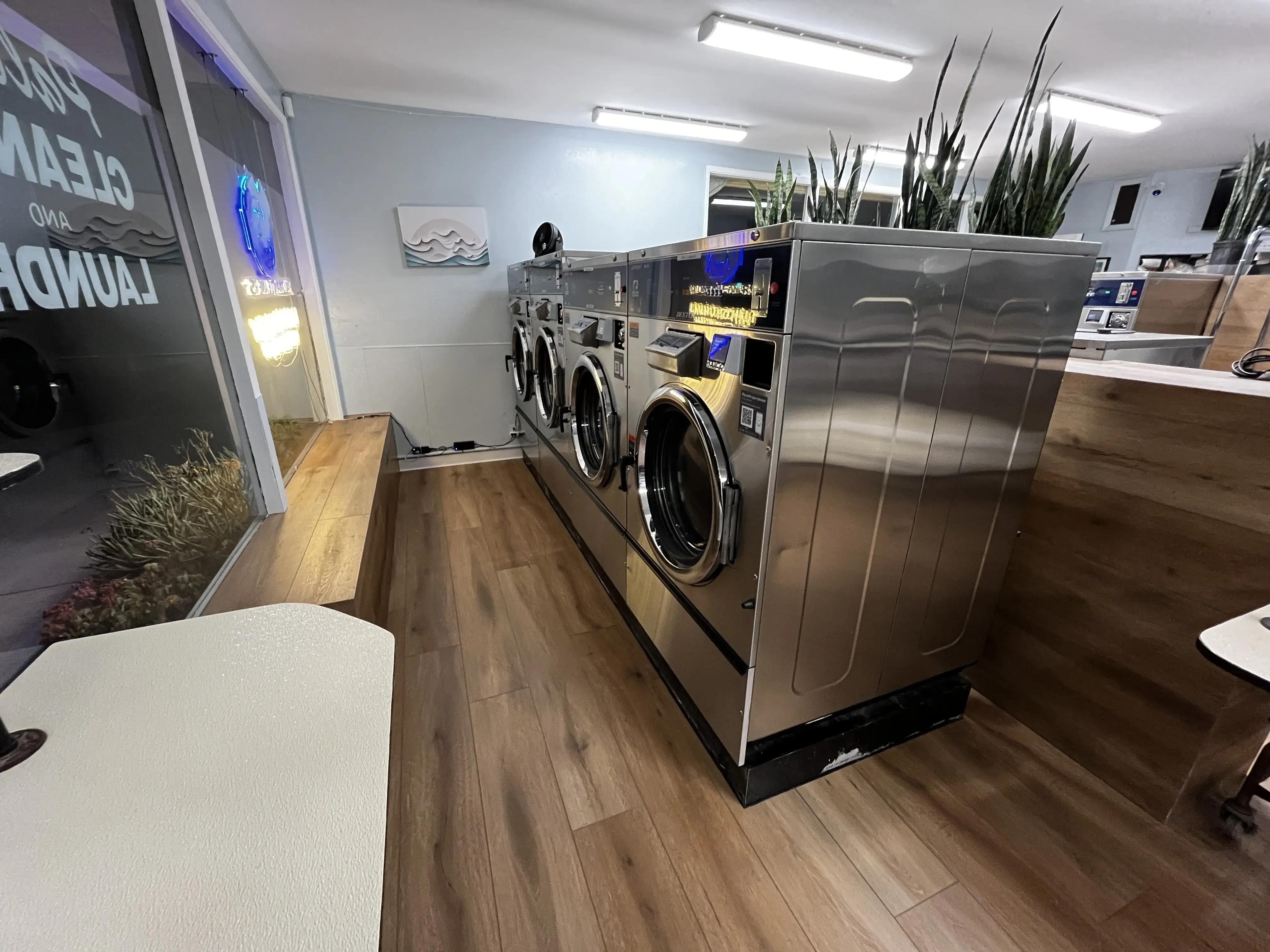 Paloma Cleaners & Laundry location