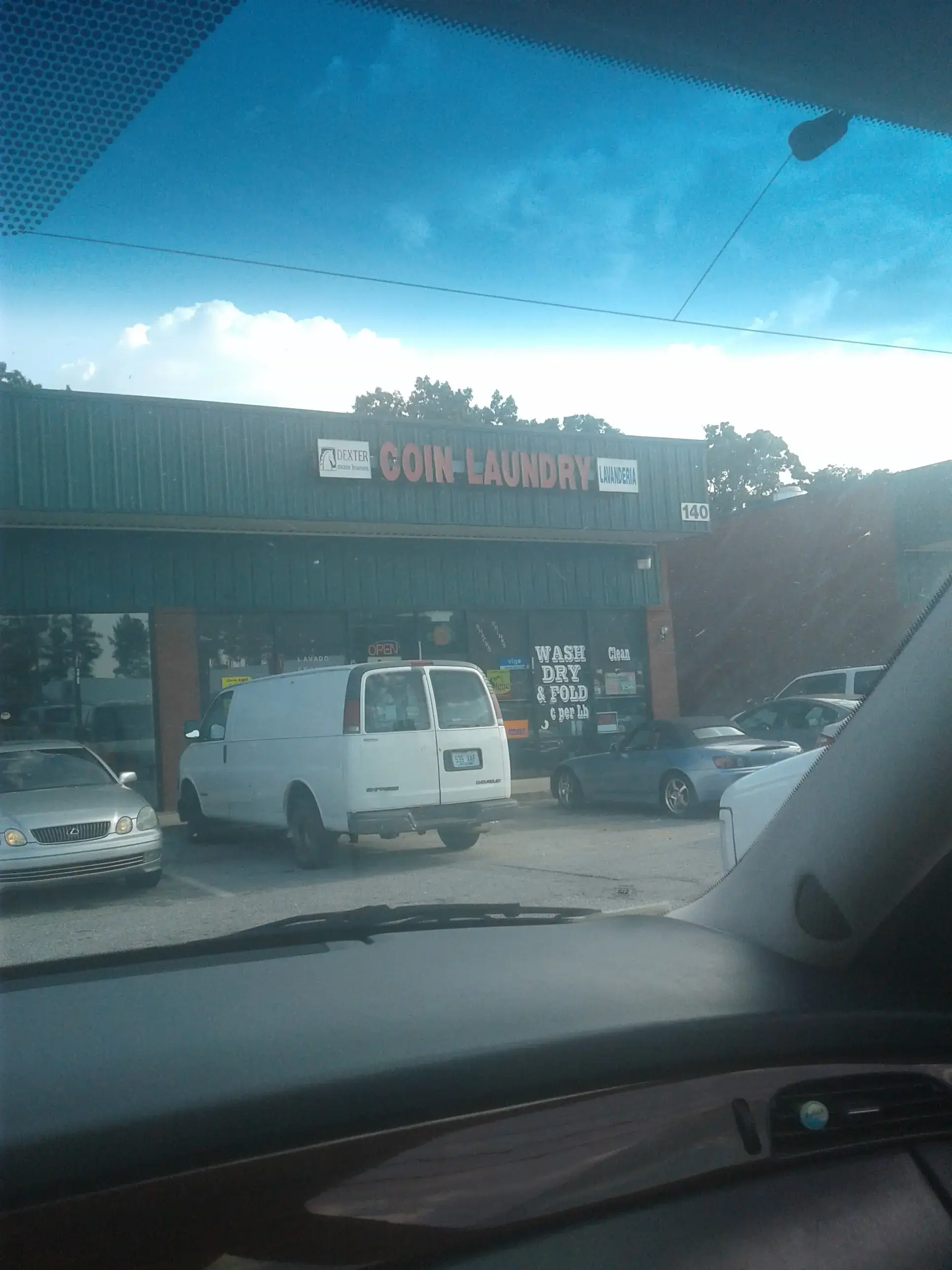 Pamela Express Coin Laundry thumbnail 10