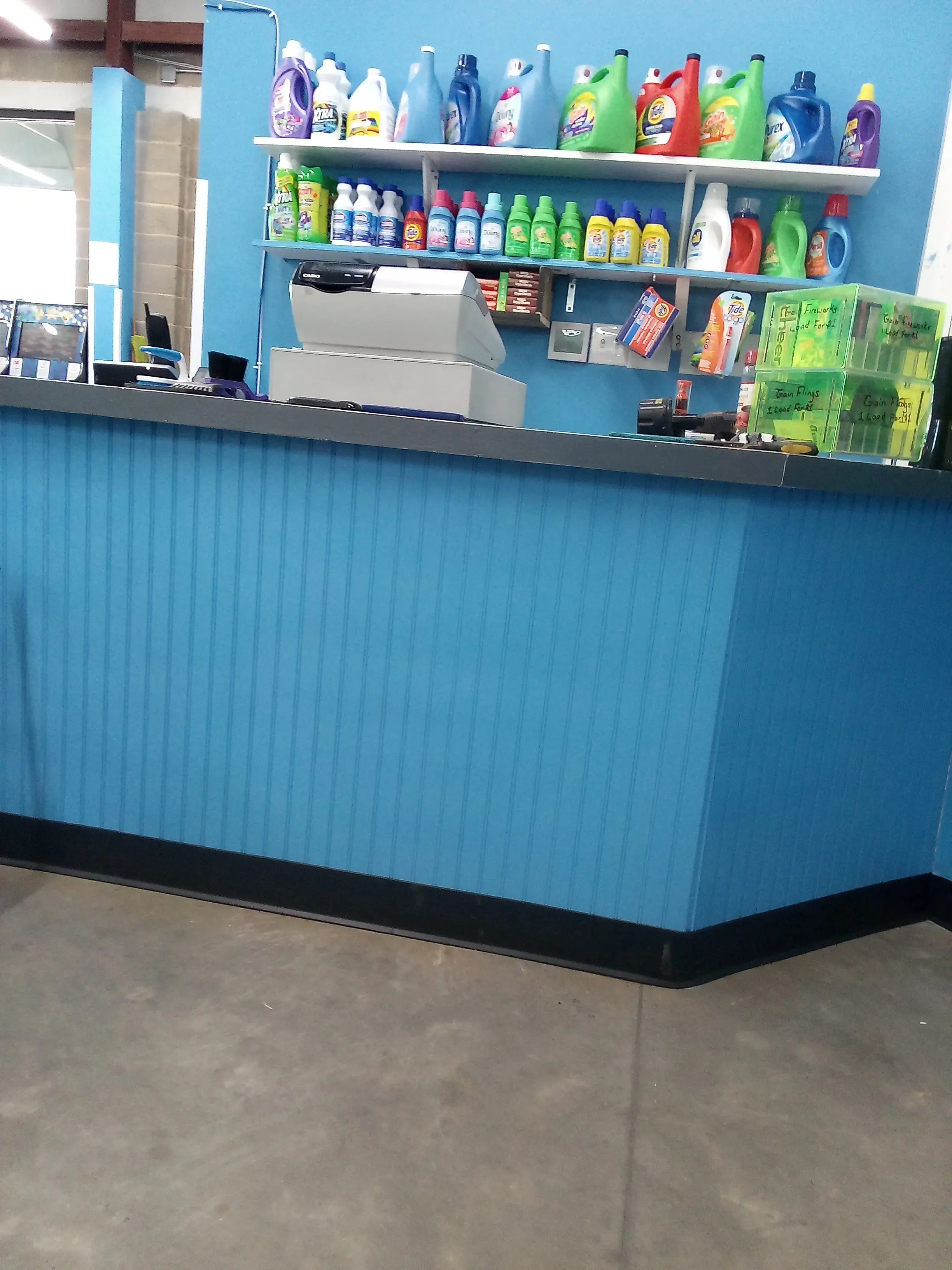 Panther Laundromat thumbnail 7