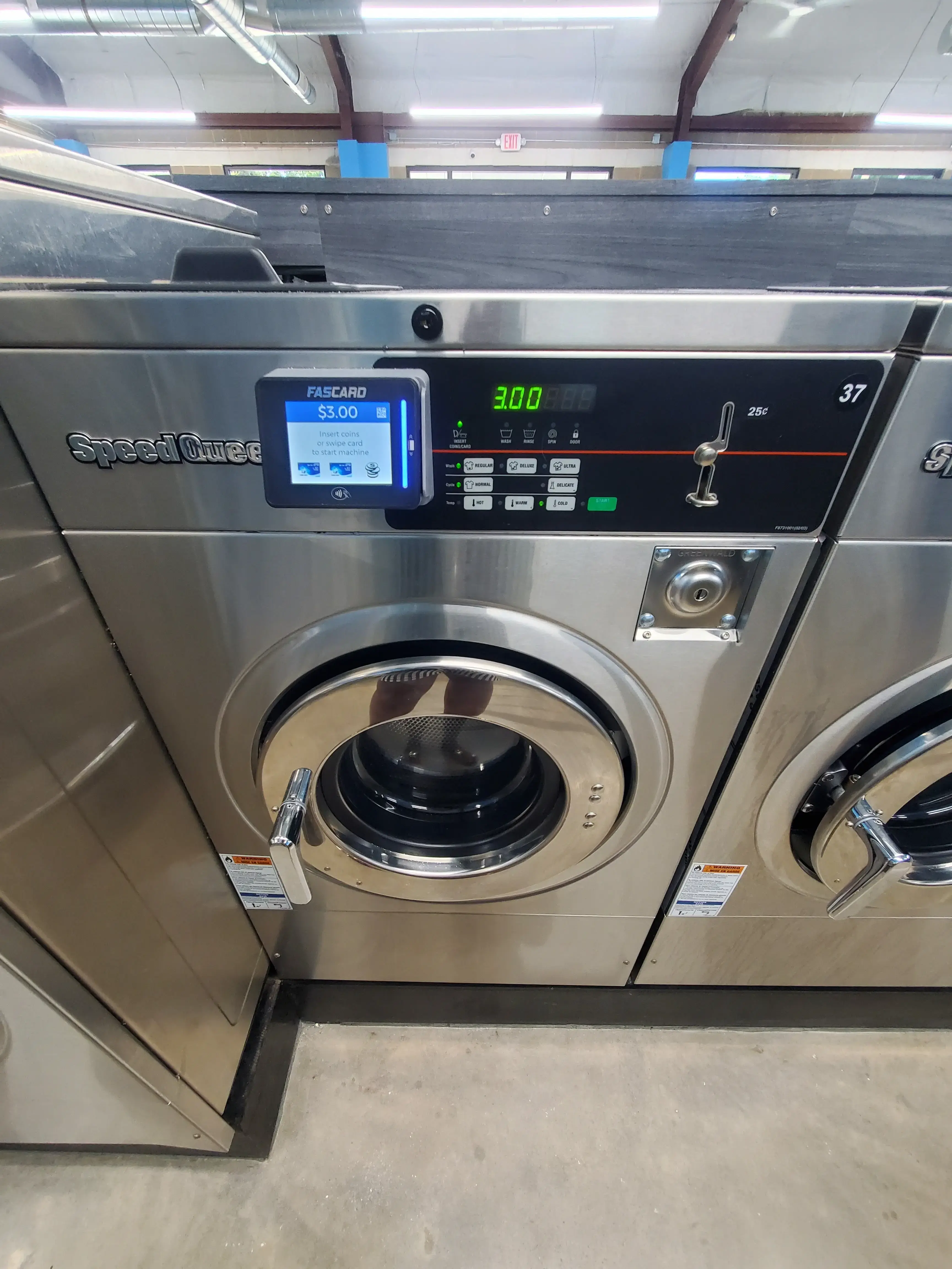 Panther Laundromat thumbnail 19