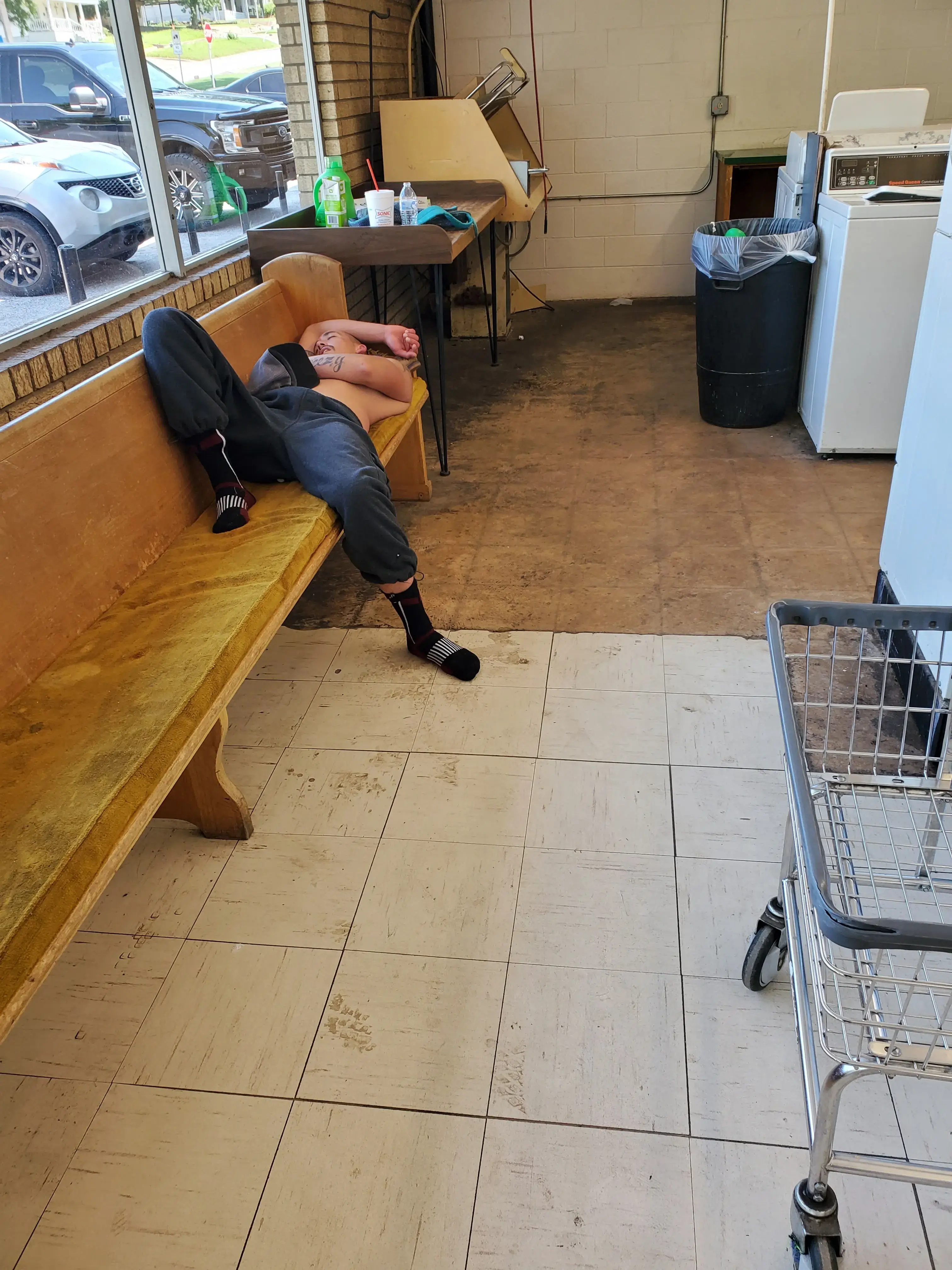 Panther Laundry - Image 6