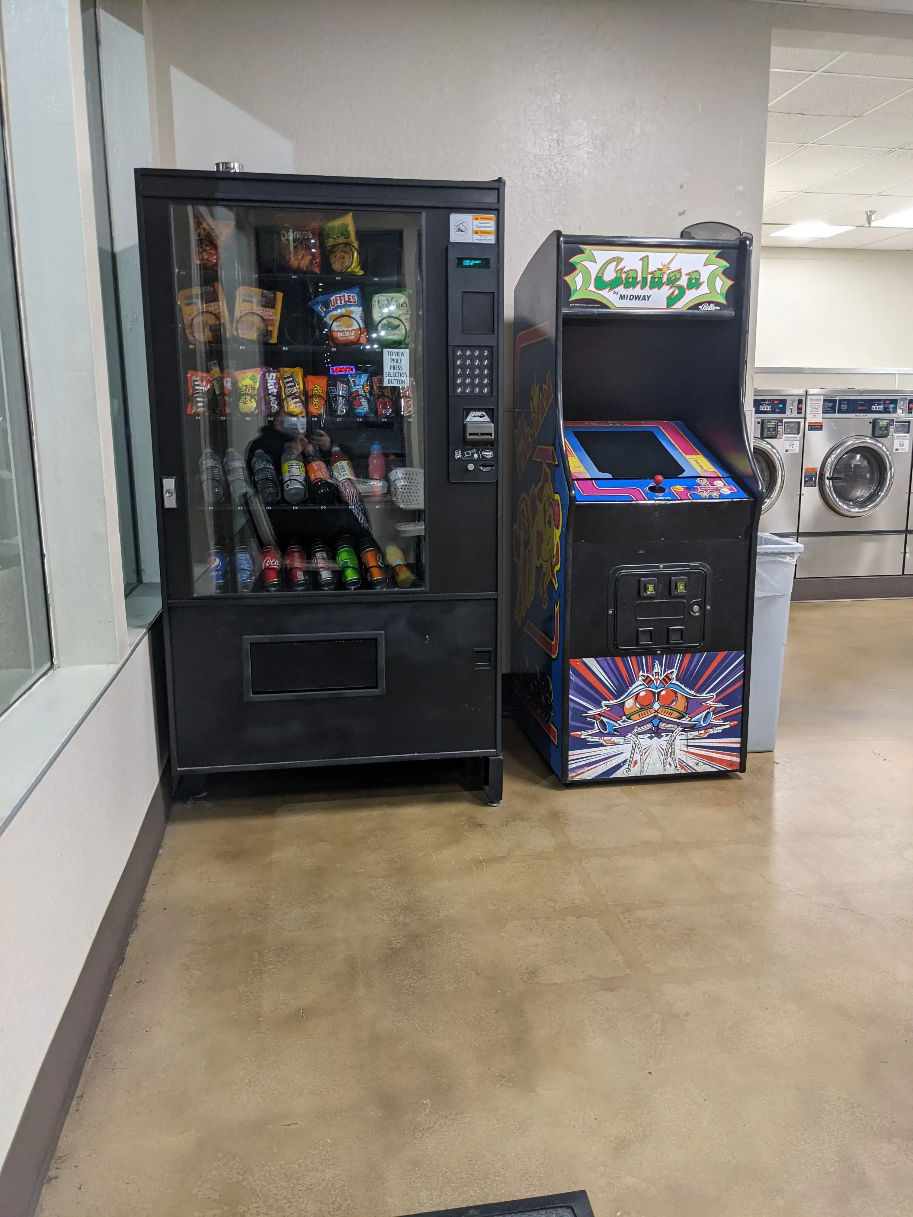 Paradise Laundry - Citrus Heights thumbnail 10