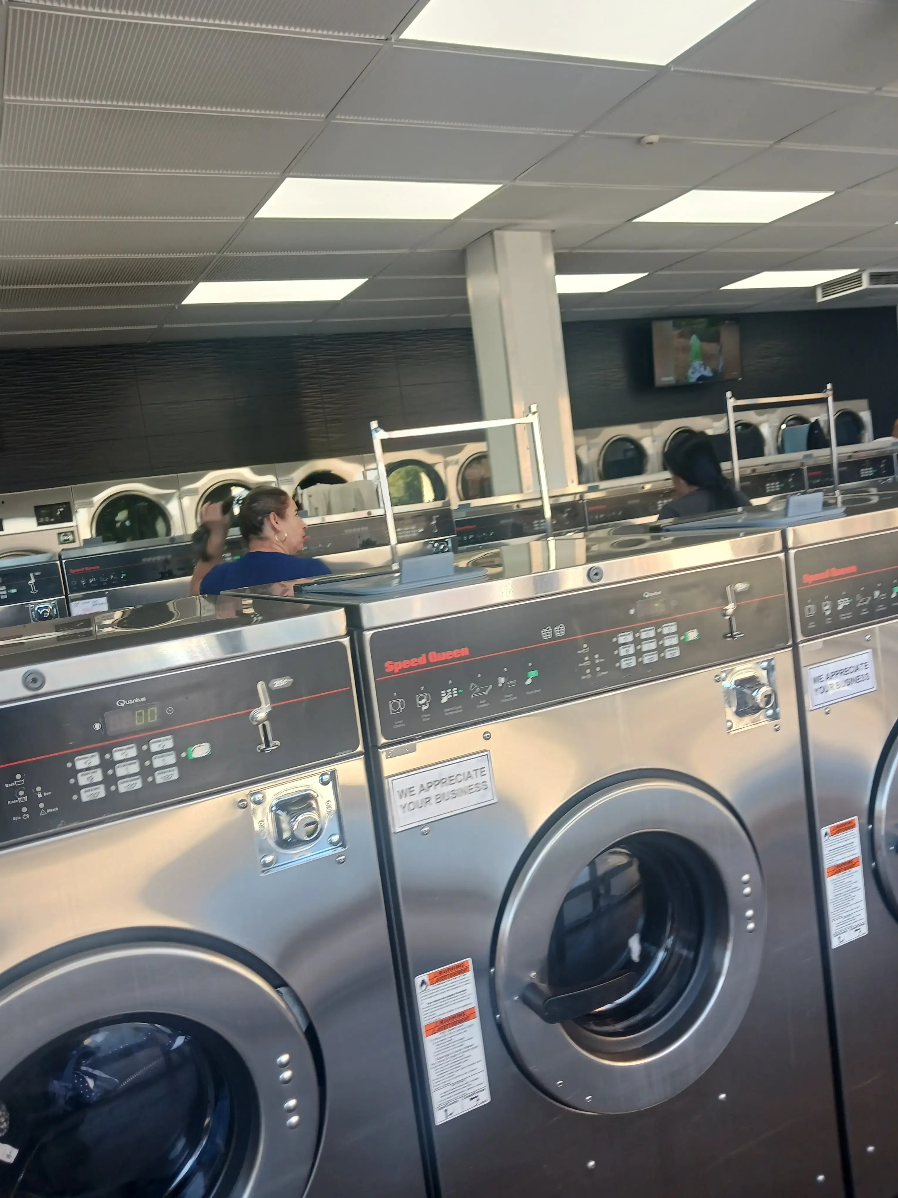 Paramount Coin Laundry, Inc. thumbnail 18