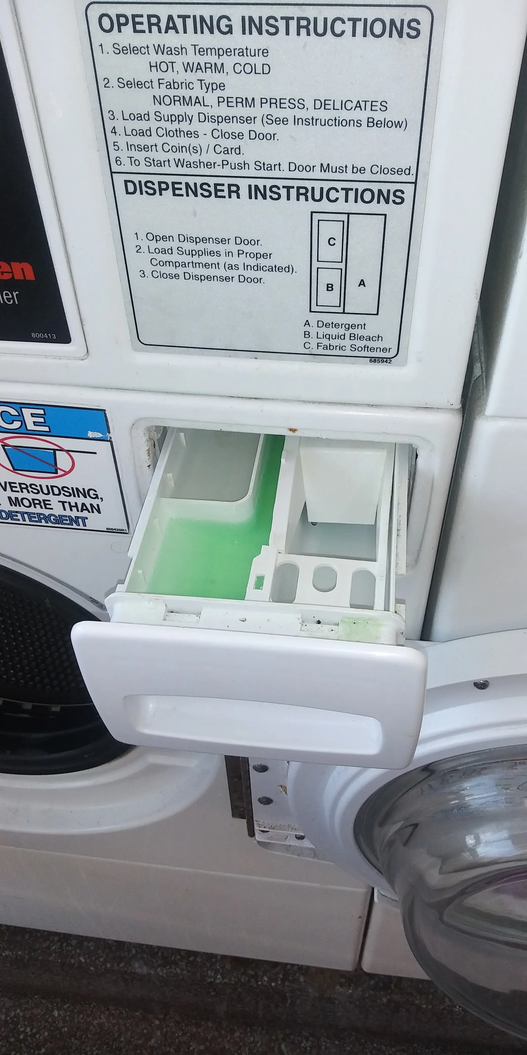 Paris Cleaners & Laundry thumbnail 16