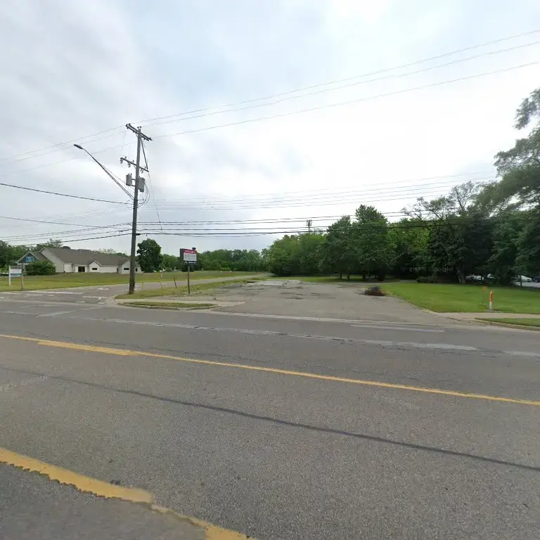 Paris Cleaners & Laundry - Image 11