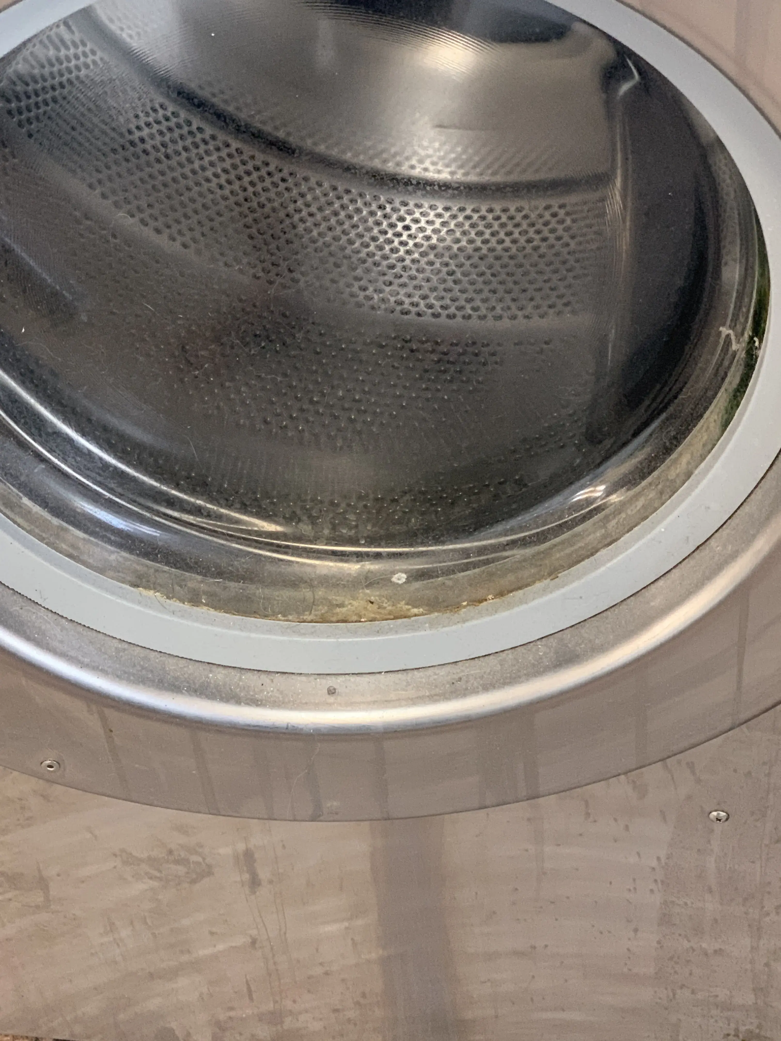 Paris Cleaners & Laundry thumbnail 15