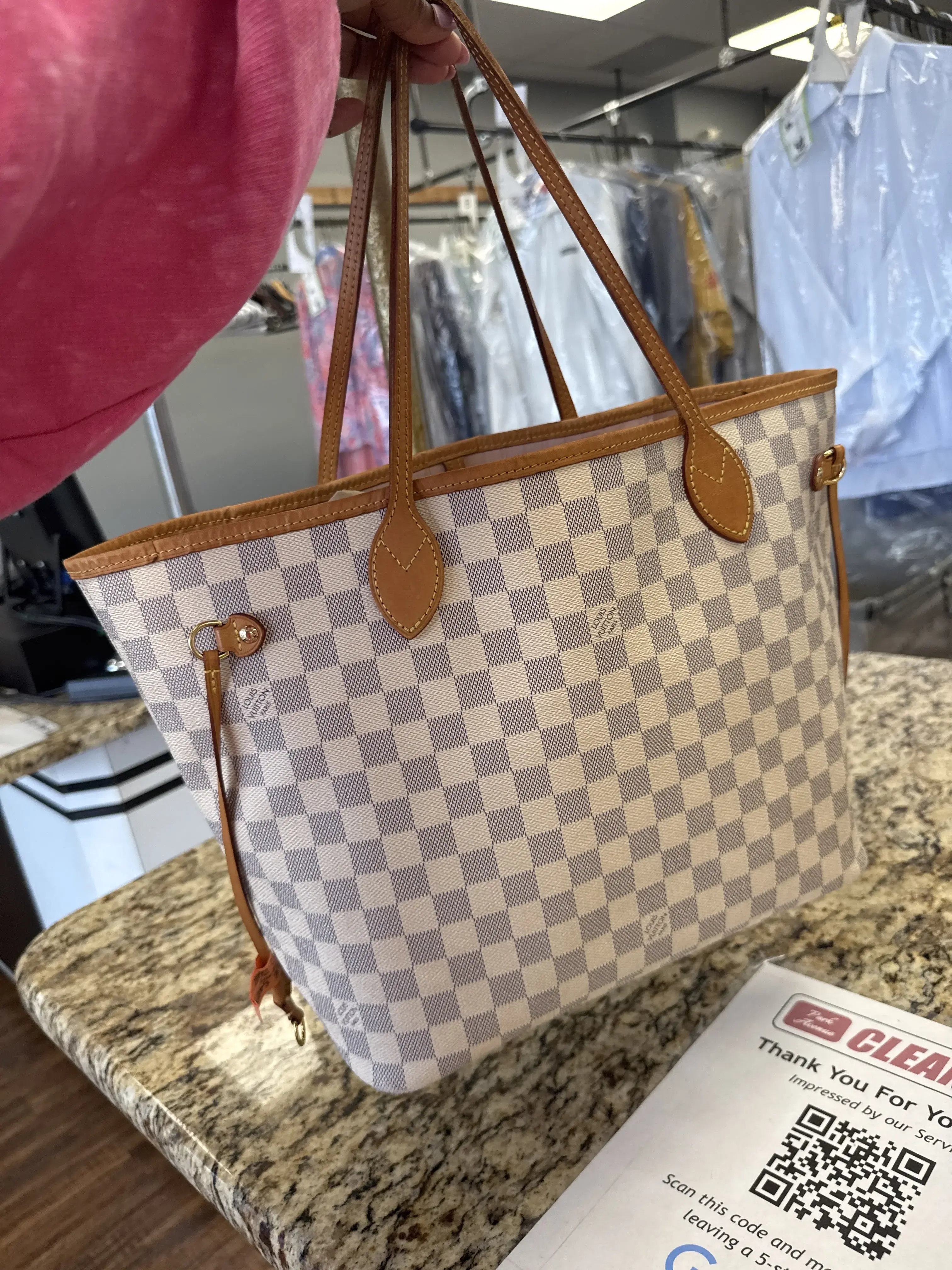 Park Avenue Cleaners - Image 12