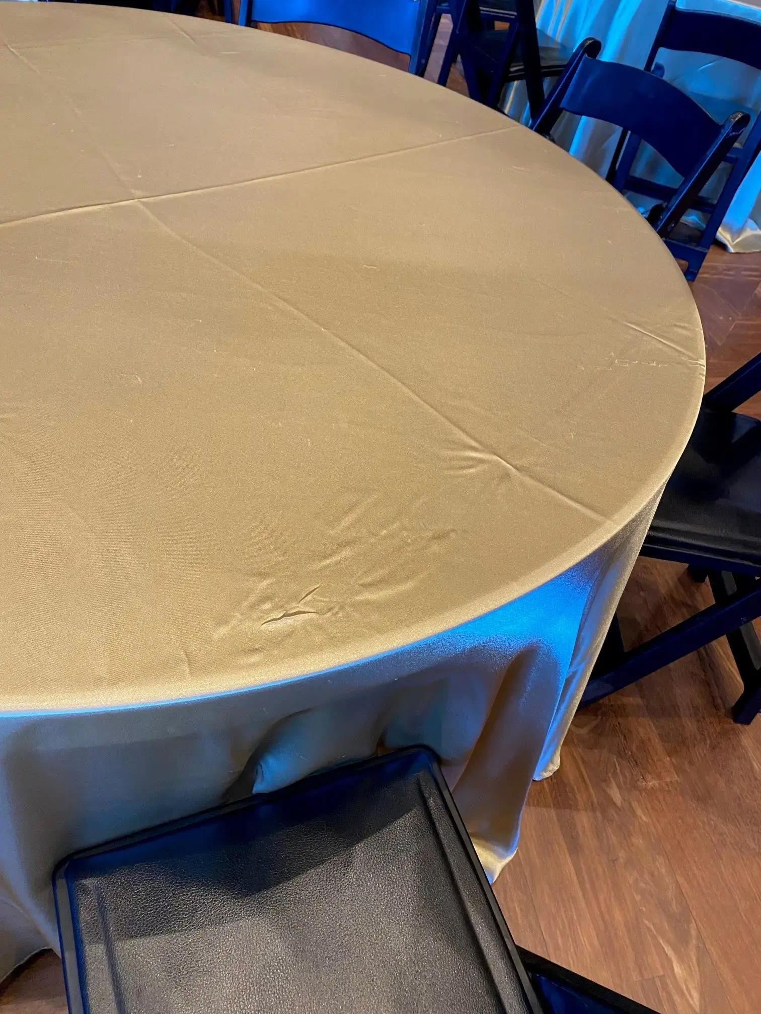 Park Avenue Cleaners - Image 6