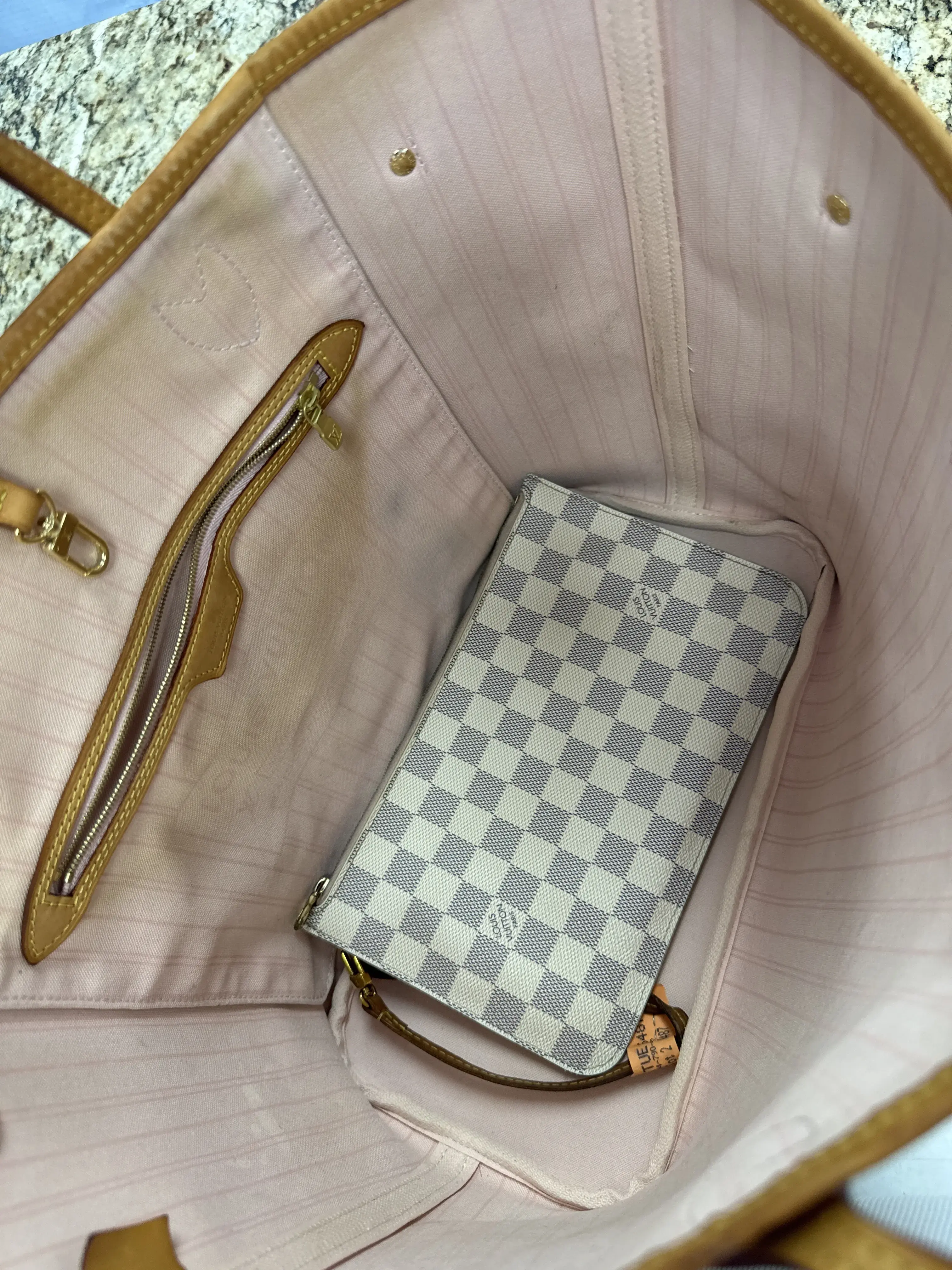 Park Avenue Cleaners - Image 11