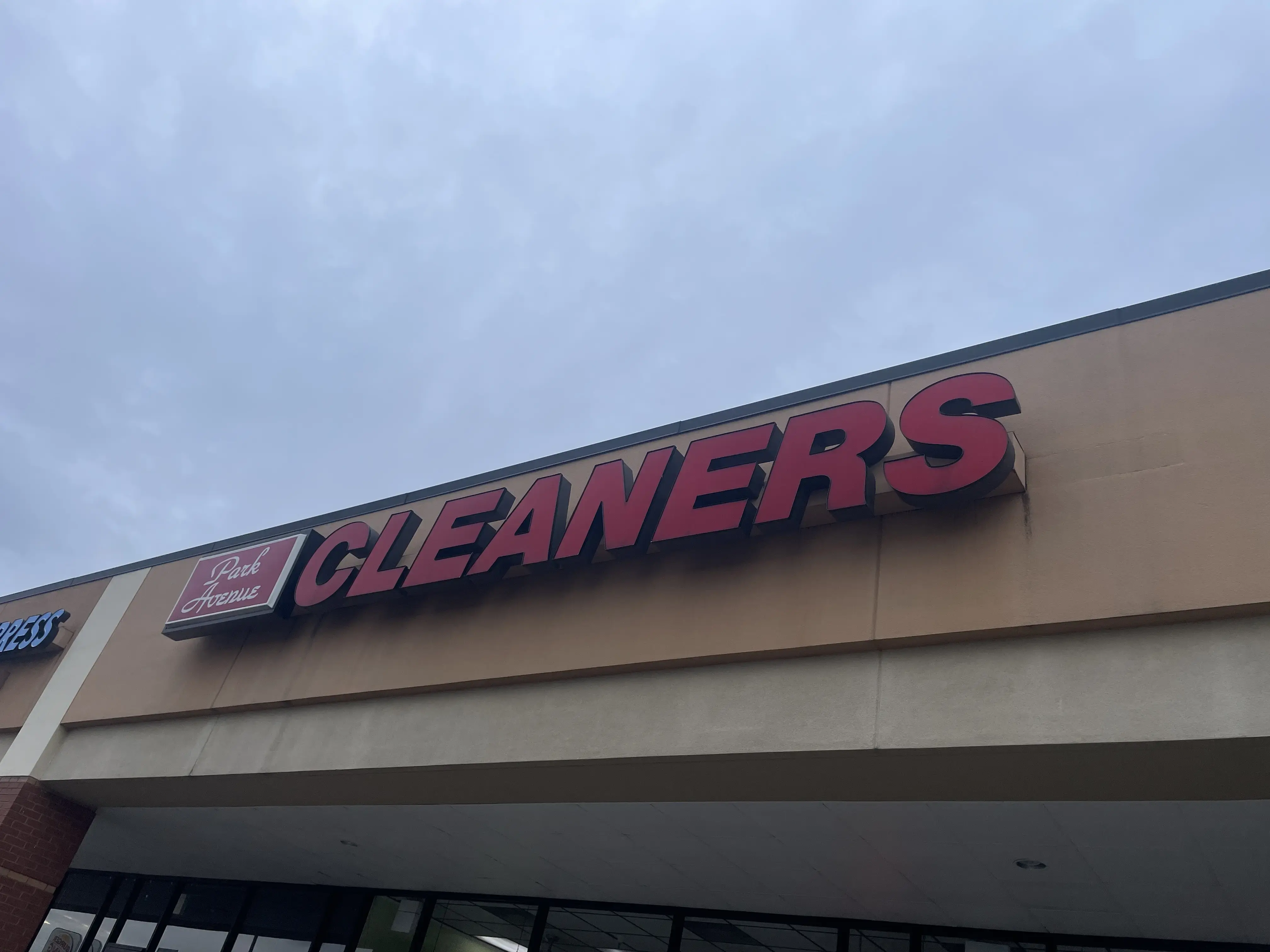 Park Avenue Cleaners thumbnail 14