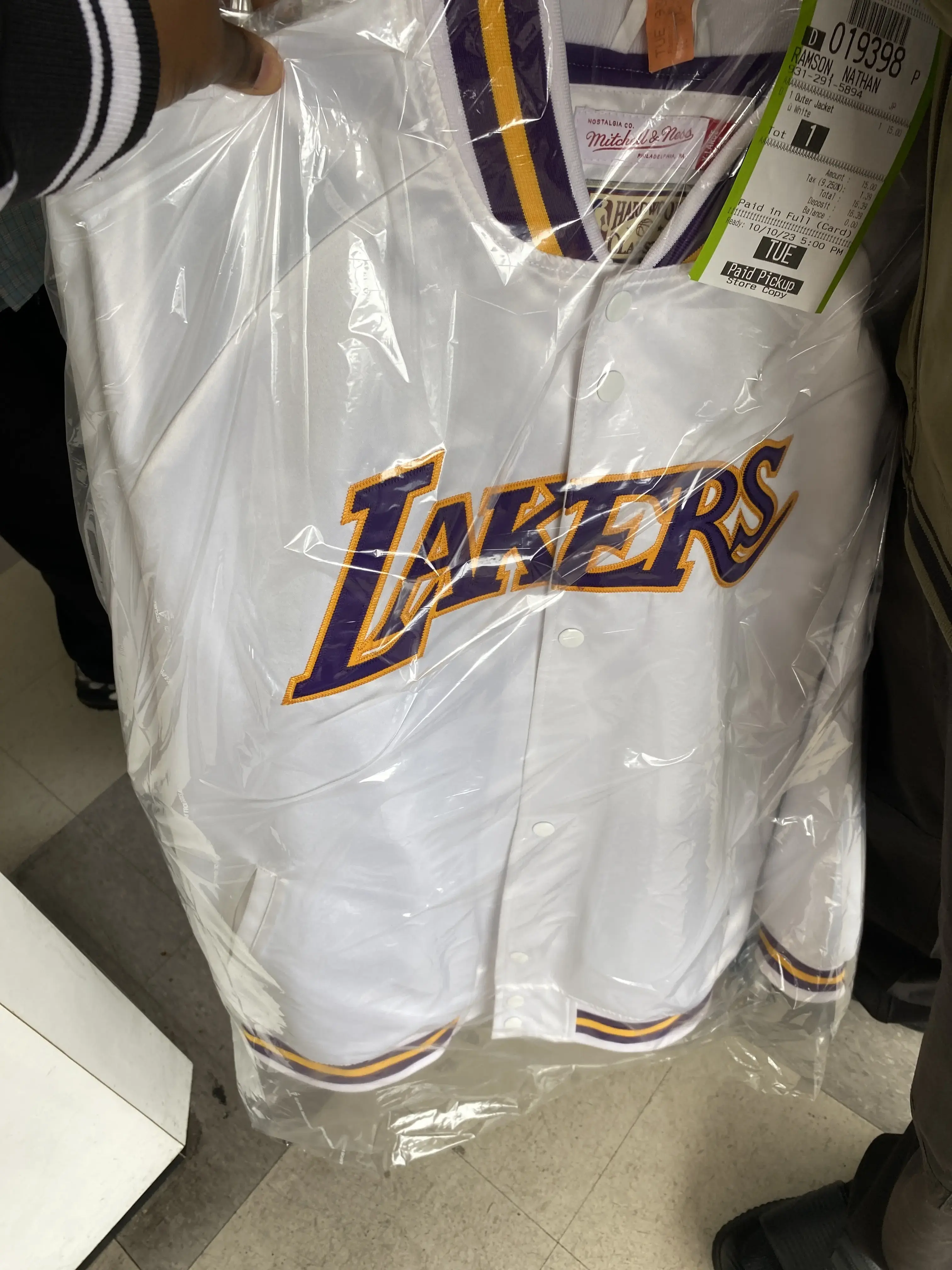 Park Avenue Cleaners - Image 2