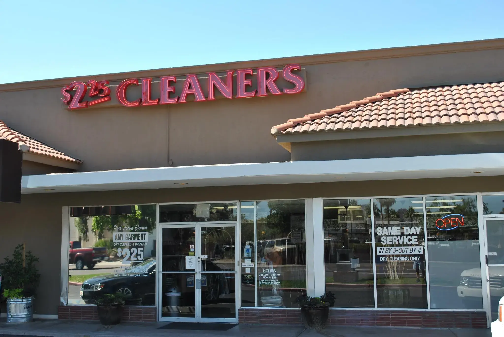 Park Avenue Cleaners - Image 1