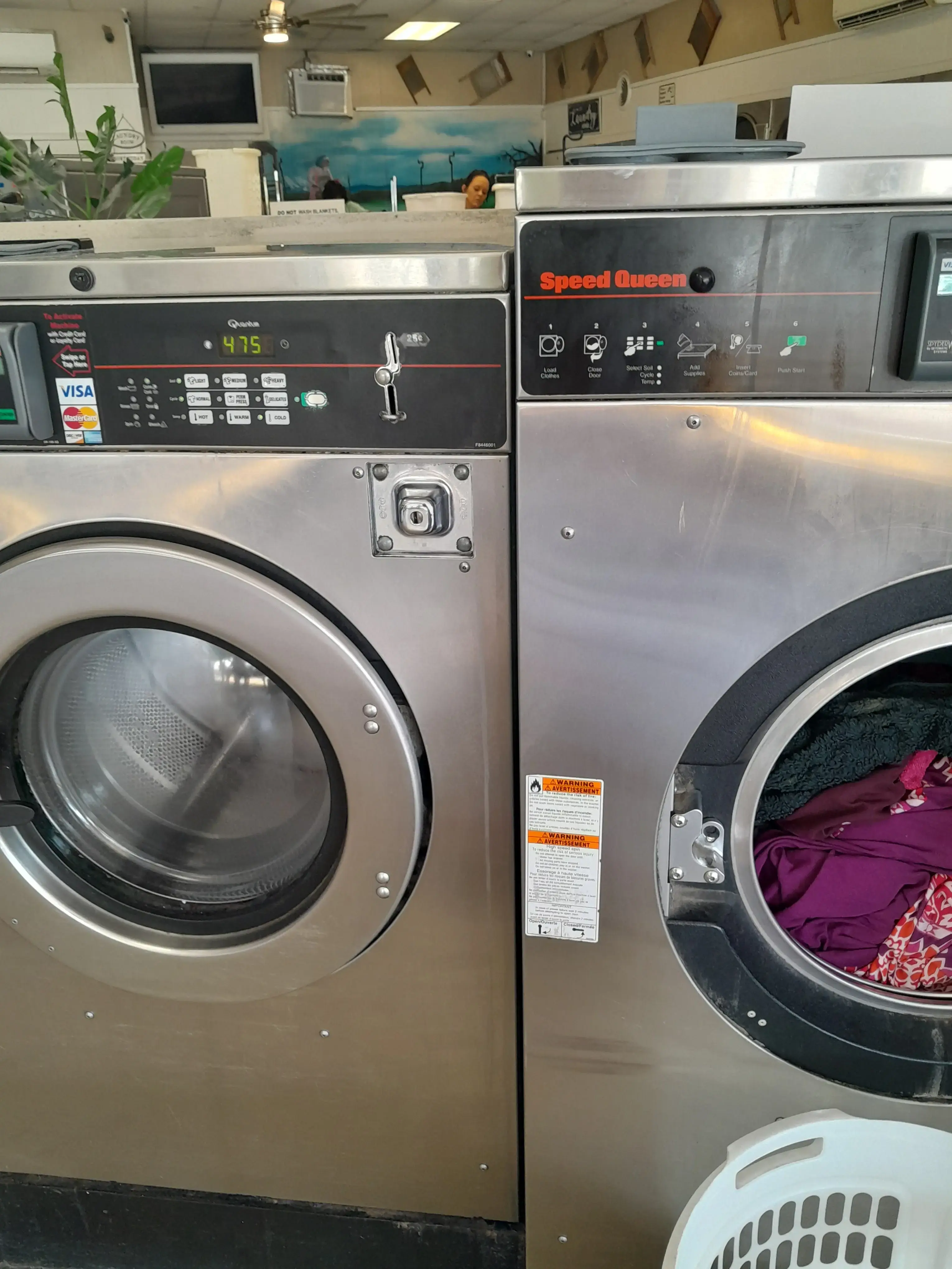 Park Avenue Coin Laundry - Image 3