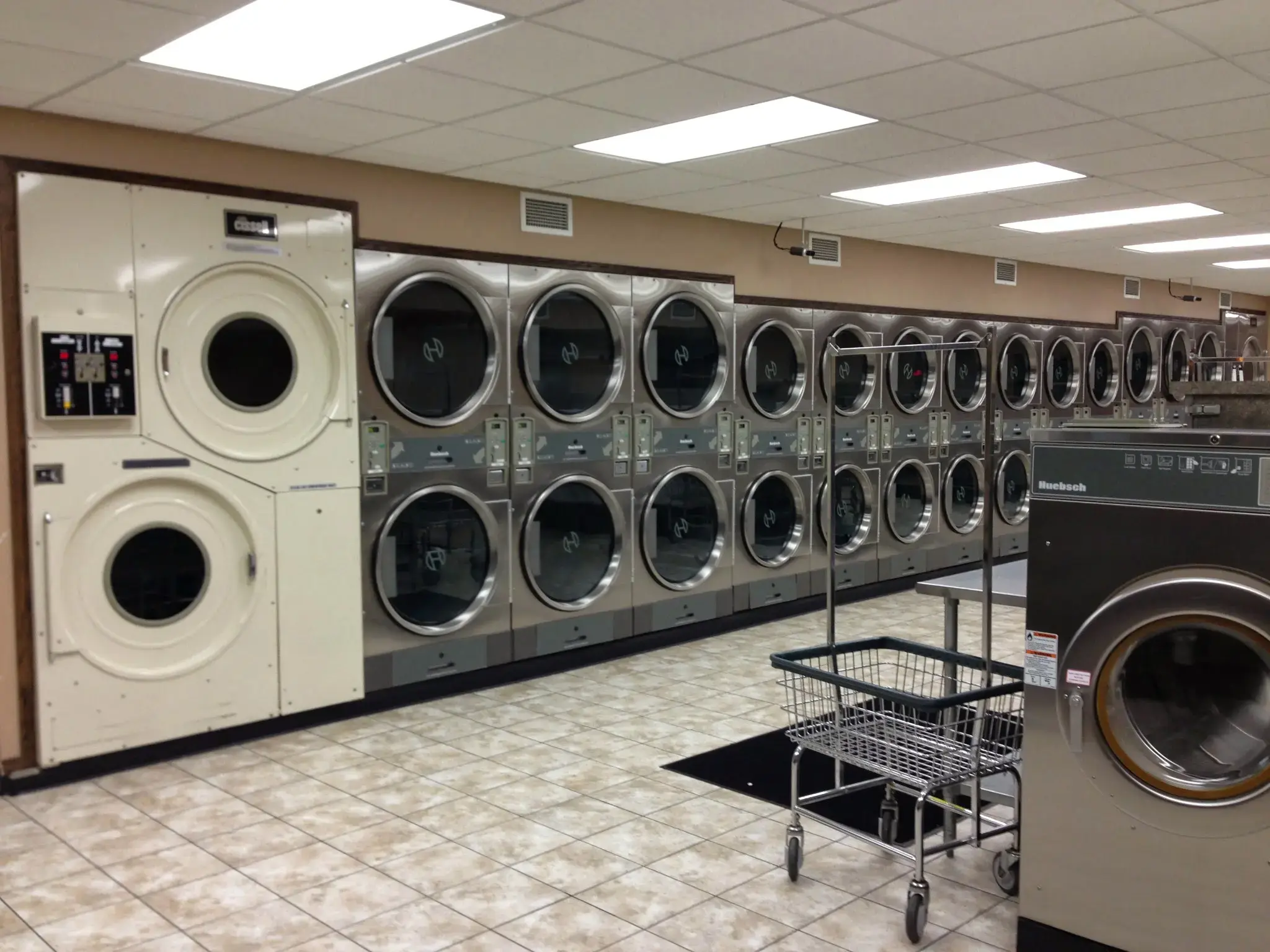 Park Avenue Laundry - Image 11