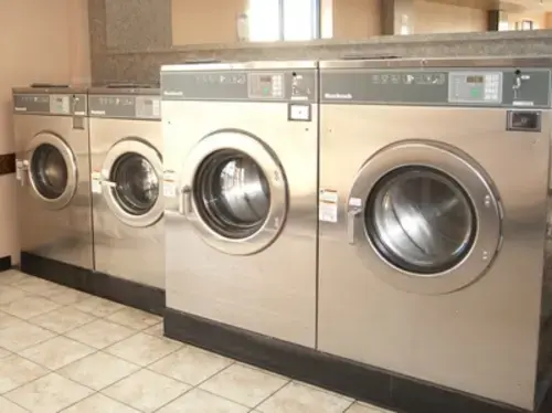 Park Avenue Laundry thumbnail 2